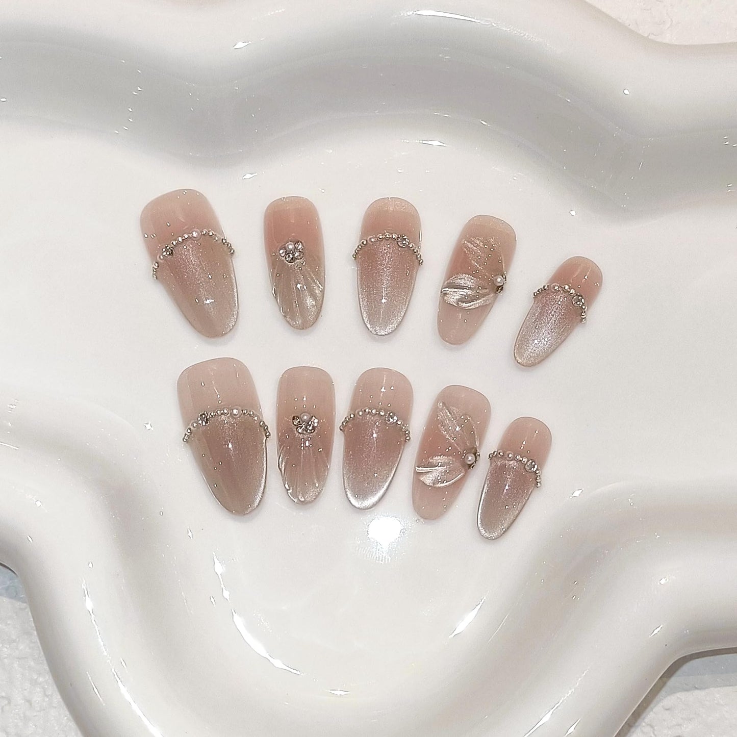 TENPAL Mermaid Cat Eye Press on Nails 10Pcs Kit,Medium Almond Nude Pink Fake Nails with 3D Wave Shell, Chain Rhinestone French Tips Spring Summer False Nails,Handmade Glue on Nails Luxury Design(M)