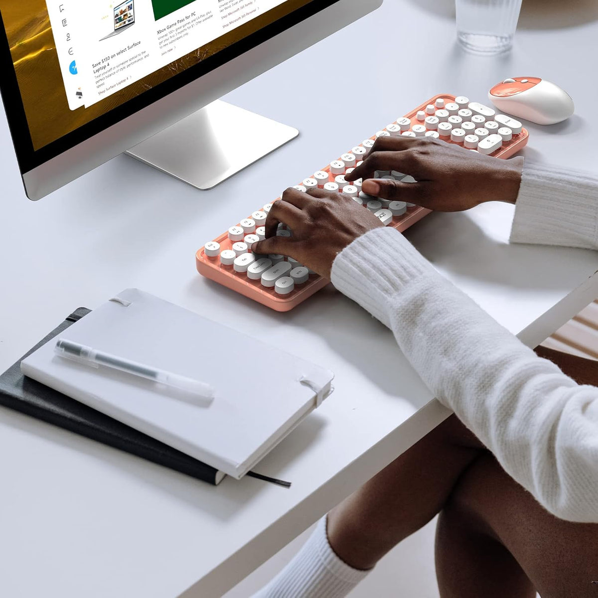 KNOWSQT Wireless Keyboard and Mouse Combo - White-Orange Full-Sized 2.4 GHz 104 Keys Typewriter Cute Keyboard, Round Keycap and Optical Mouse for Windows, Computer, PC, Laptop, Desktop