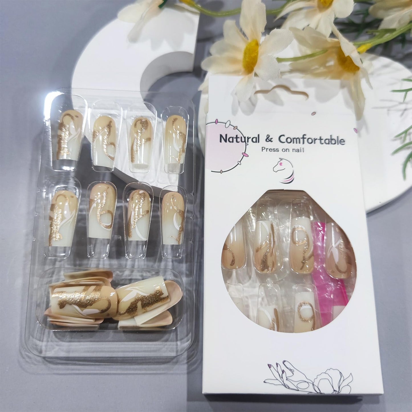Gold Glitter Press on Nails Medium Square Fake Nails with Curve Lines Design Acrylic False Nail Tips Glossy Full Cover Stick on Nail Reusable Artificial Glue on Nails for Women Manicure 24Pcs