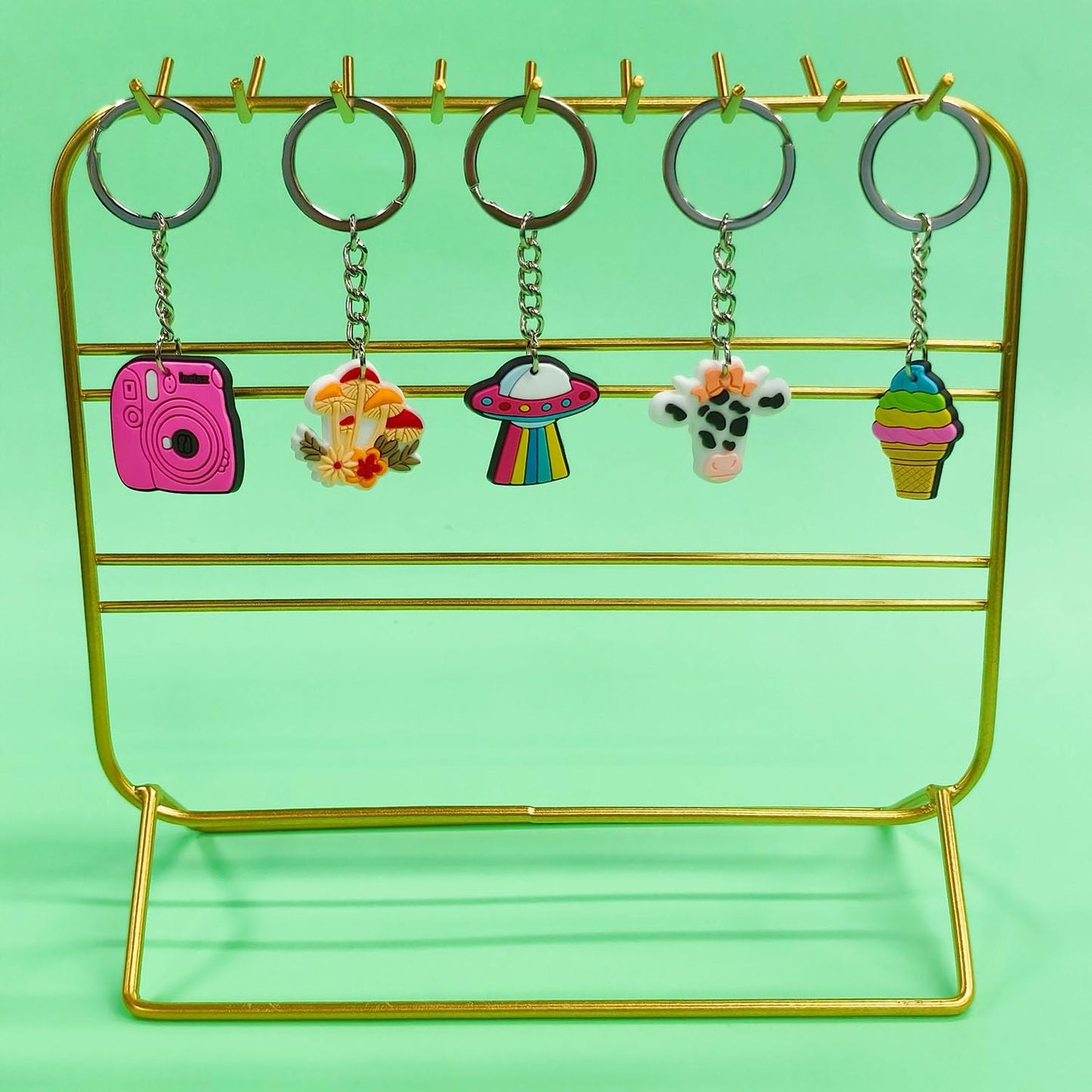 Gibleitz 200pcs Random Different Keychains,Mixed Non-Repeat Cute Key Chain for Classroom Prizes Students Incentives Holiday Gifts Party Favors