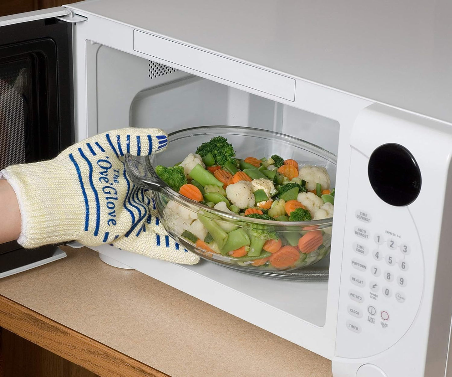 The Ove Glove - Superior Heat & Flame Hand Protection - Pack of 1 Oven Mitt
