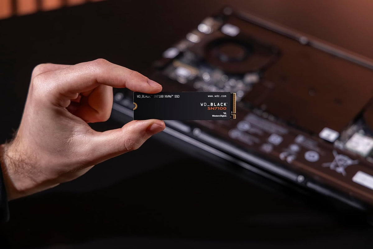 WD_BLACK 4TB SN7100 NVMe Internal Gaming SSD Solid State Drive - Gen4 PCIe, M.2 2280, Up to 7,000 MB/s - WDS400T4X0E [New Version]