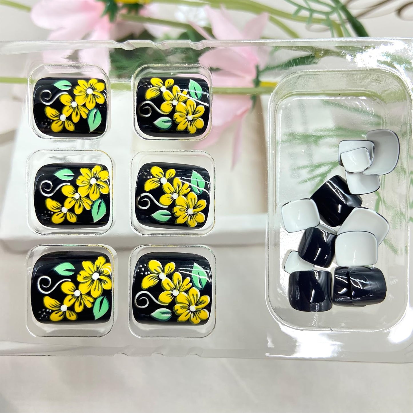 Yellow Flower Press on Toenails Summer False Toenails Black Solid Color Toe Nails Reusable Full Cover Toe Nails for Women