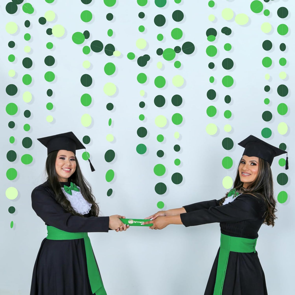 Green Party Decorations Ombre Green Circle Dots Garland Hanging Paper Polka Dot Streamer for Birthday Baby Shower Wedding Bridal Shower Summer Spring Easter St Patrick’s Day Golf Tea Party Supplies