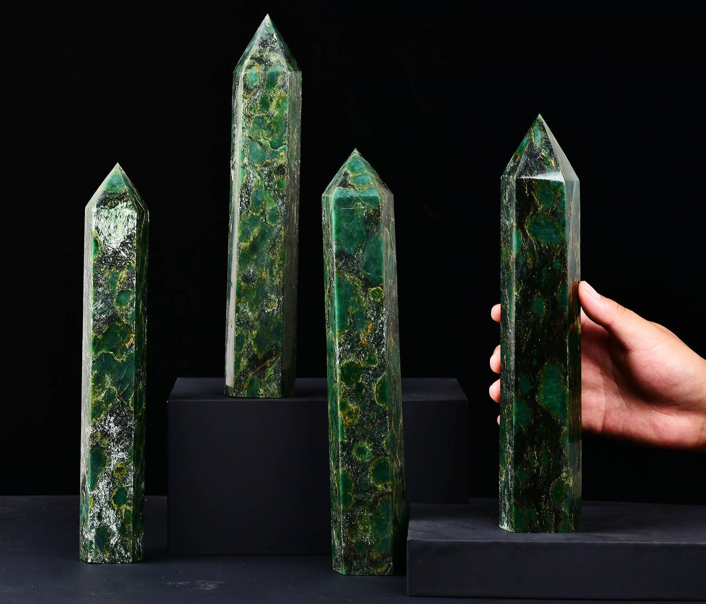 AMOYSTONE Extra Large Crystal Obelisk Emerald Green Quartz Tower Healing Crystal Wand Point 6 Faceted Reiki Meditation Stone 2.2-2.6 LBS