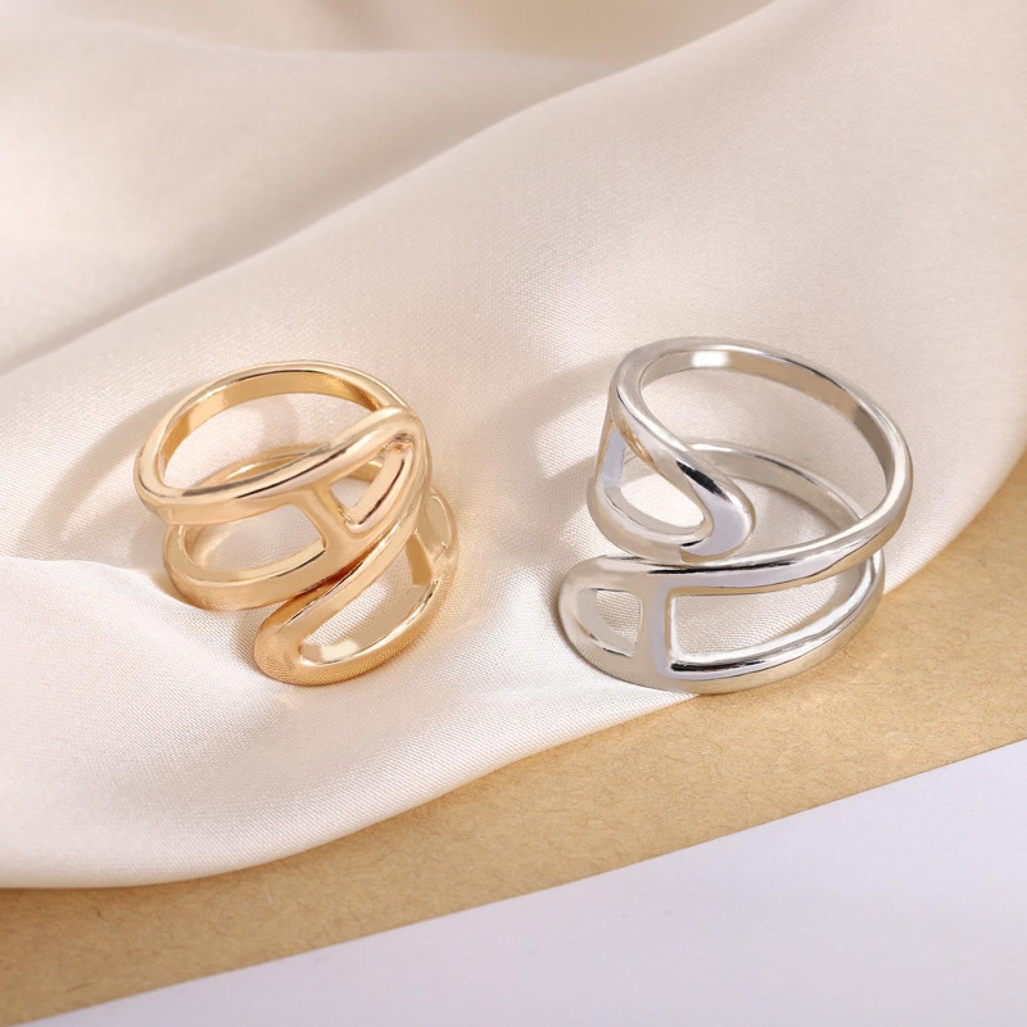 2 Pcs Scarf Rings for Women, Modern Metal Scarf Buckle, ，Gold/Silver