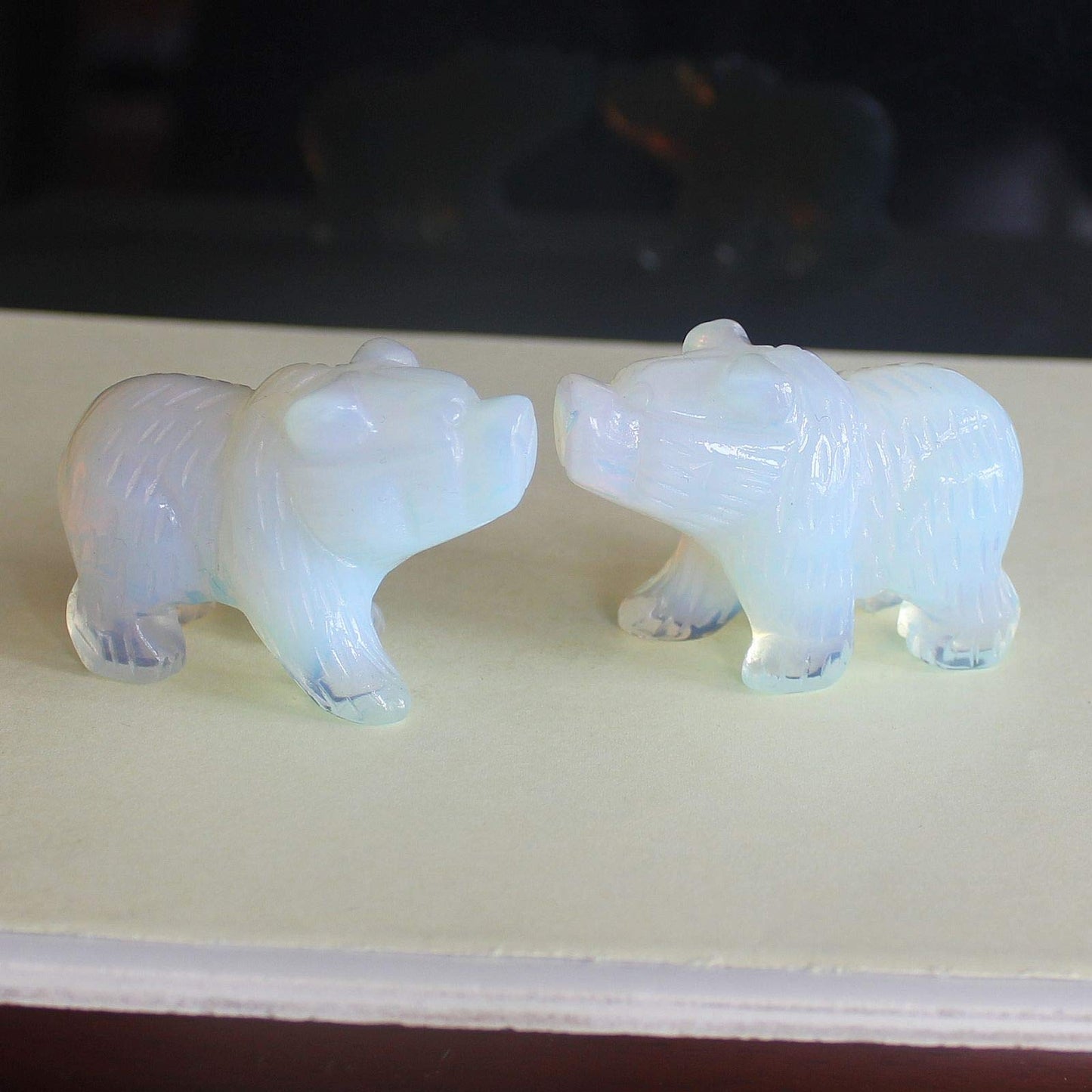 HLbshi Hand Carved Gemstone Crystal Bear Figurine Animal Statue Carving Office Home Decor Collections 2'' (White opalite)