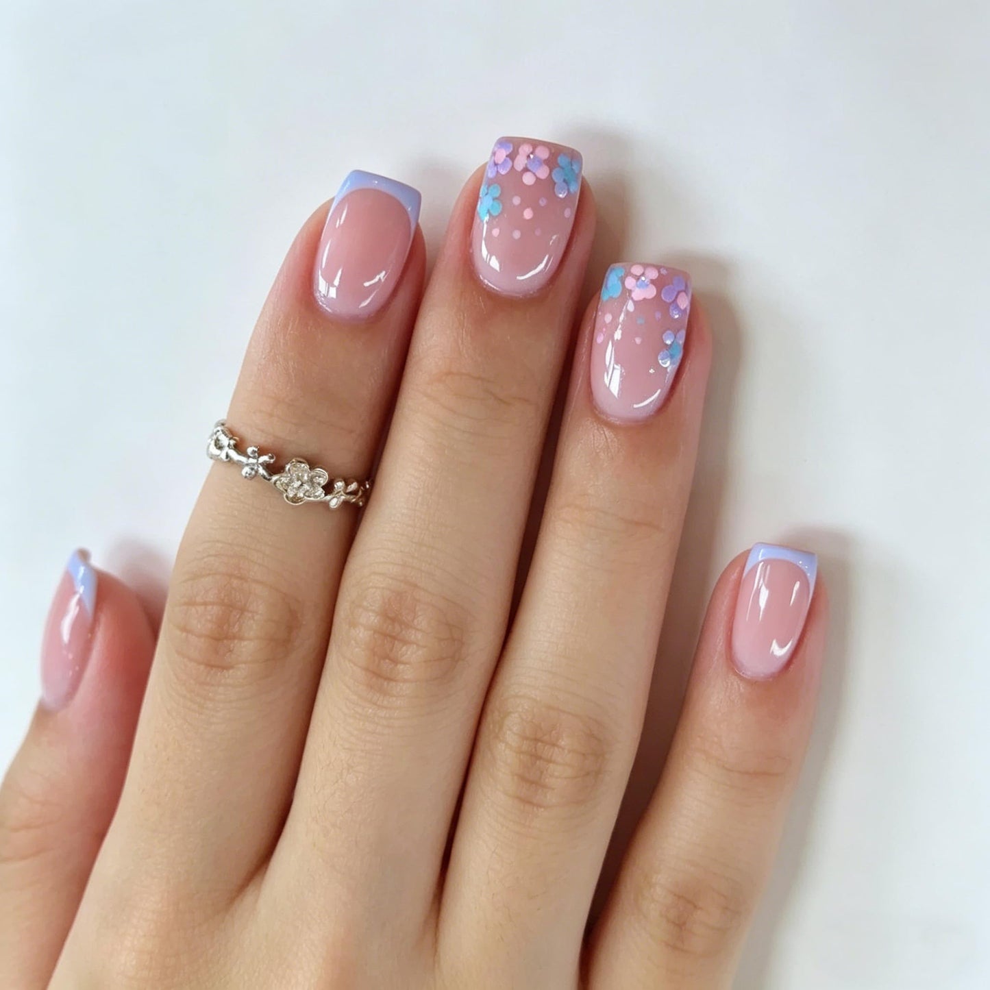 French Tip Press on Nails Short Square Fake Nails Flower False Nails Spring Floral Acrylic Nails Reusable Full Cover Stick on Nail for Women
