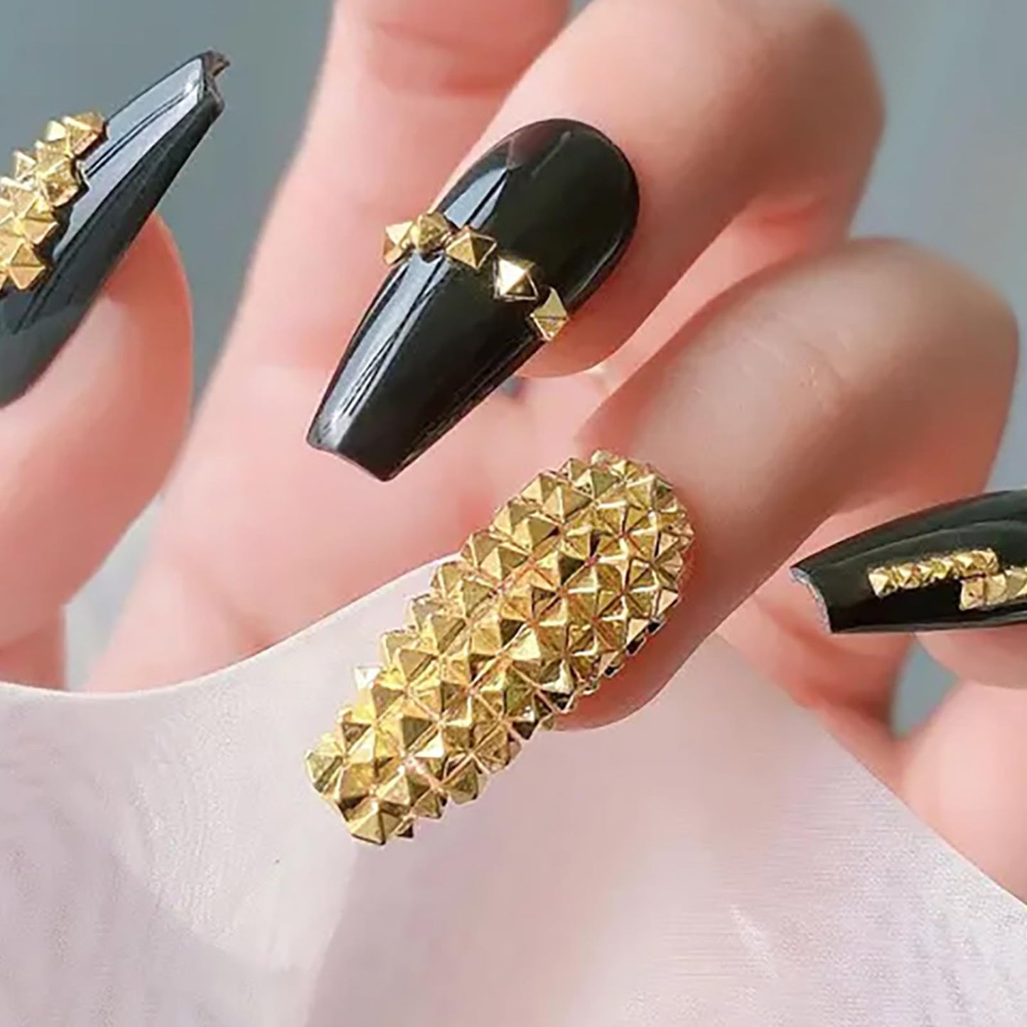 WOKOTO 600 PCS Gold Punk Pyramid Nail Charms, 3D Gold Pyramid Rivet For Nails, Metal Punk Nail Studs, Gothic Nail Charms, Cone Studs
