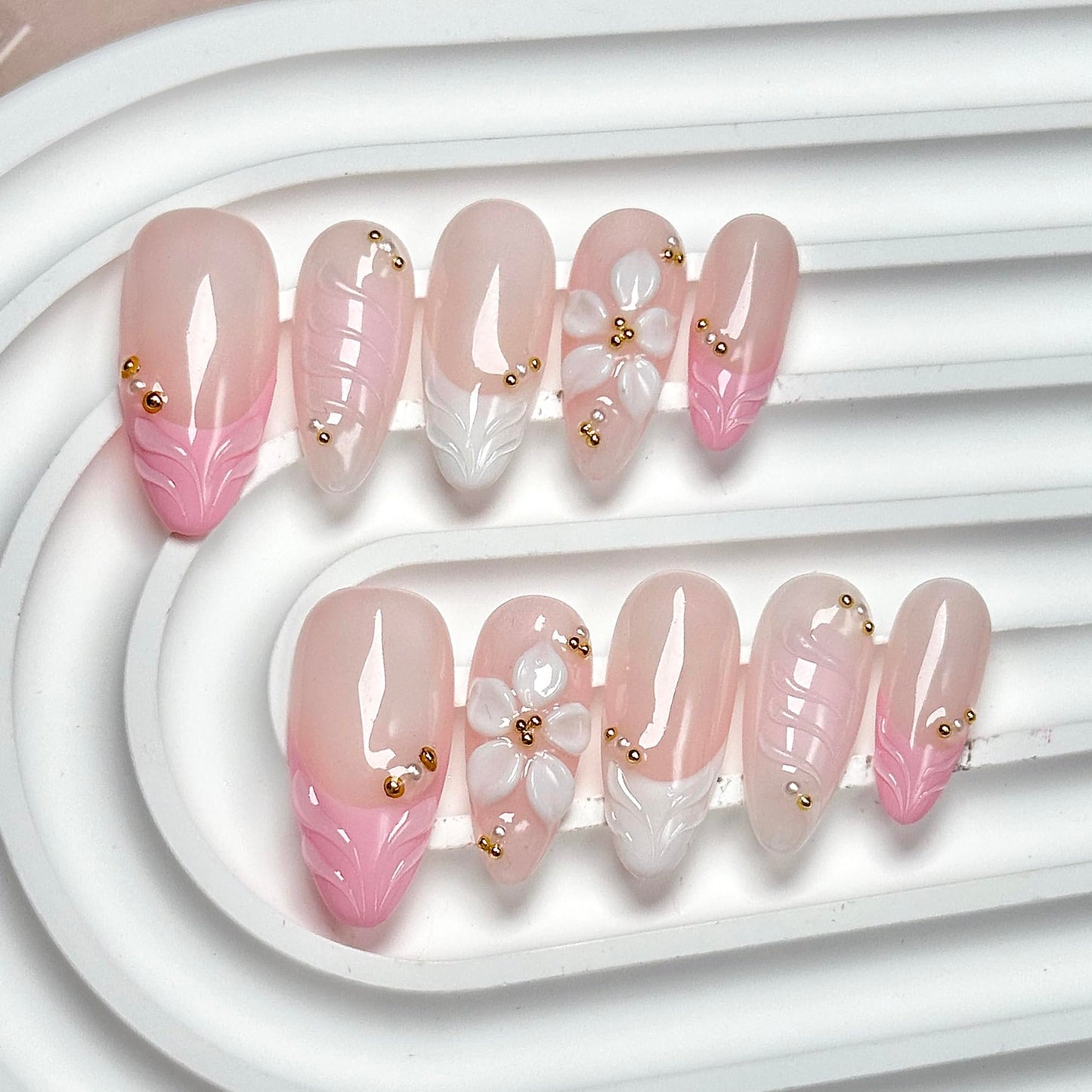 CTTHNBD Medium Press on Nails Almond - Handmade Fake Nails with Flower Design - Spring, French Tip False Nails - for Women (Size M)