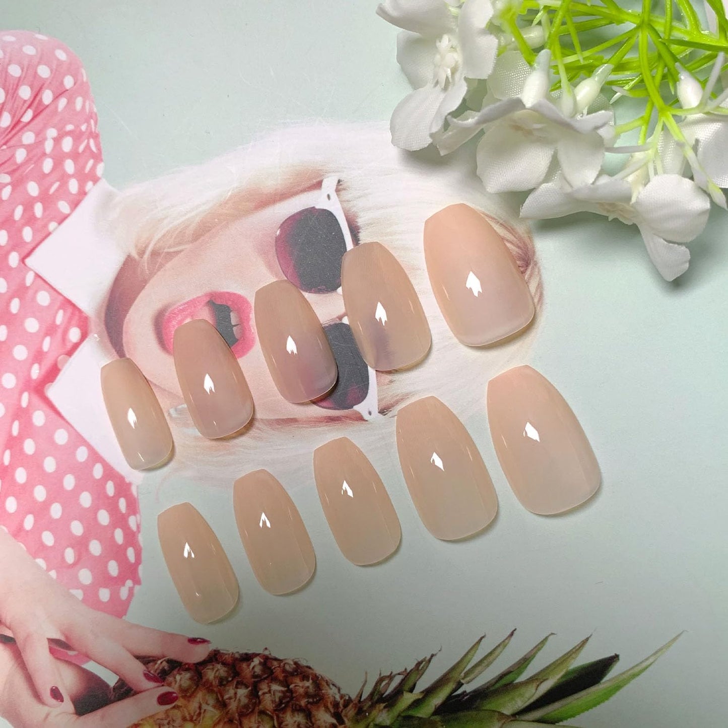 Coffin Press on Nails Short Fake Nails Solid Color Translucent Nails Press ons Ombre Glue on Nails Simple Artificial Ballet Acrylic Nails for Women 24 Pcs