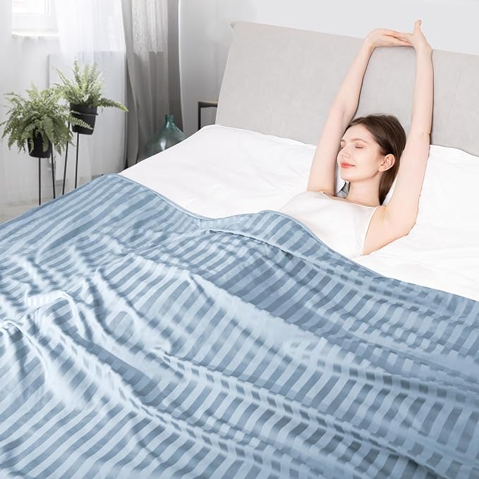 Elegear Revolutionary Cooling Blanket Queen, Absorbs Heat to Keep Body Cool for Night Sweats, Double Sided Arc-Chill3.0 Cooling Fiber Q-Max>0.5, Lightweight Summer Cold Blankets for Sleeping 79“ x 86”