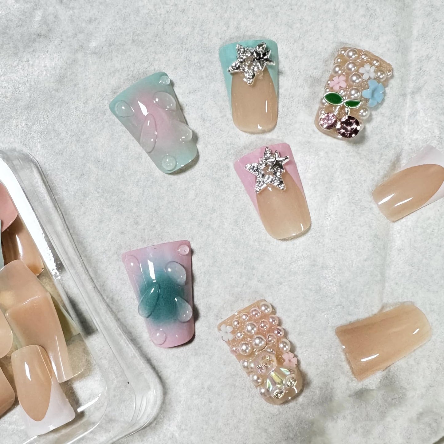 IMRAIN Duck Press on Nails - Rhinestone, Cute Bear, Star | Medium Blue Pink Ombre Fake Nails with Duckbill Designs Full Cover Acrylic False Nails Y2K Duck Feet Glossy Glue on Nails