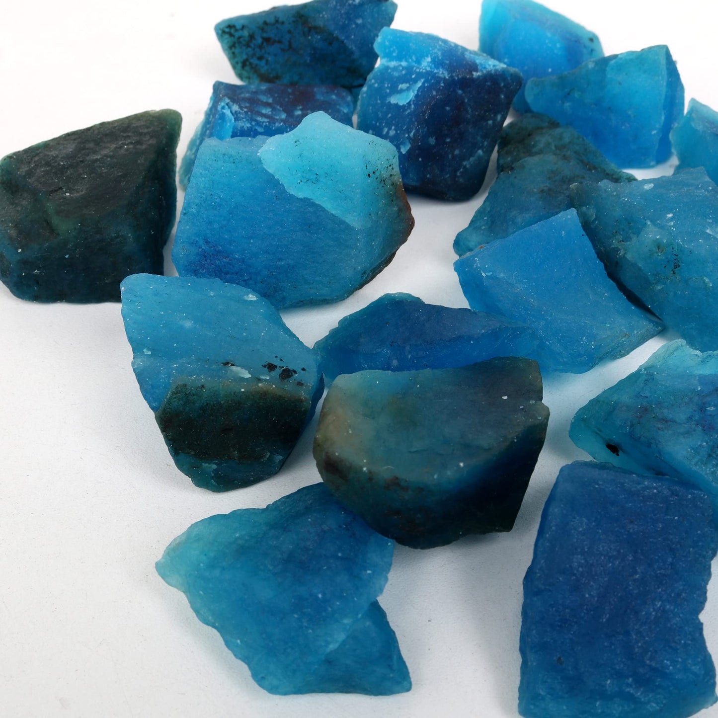 REAL-GEMS Natural Raw Healing Crystals Rough Stones for Tumbling, Cabbing, Polishing, Wire Wrapping, Wicca & Reiki Crystal Healing, Mix Gemstones,7 Chakra (Aquamarine)