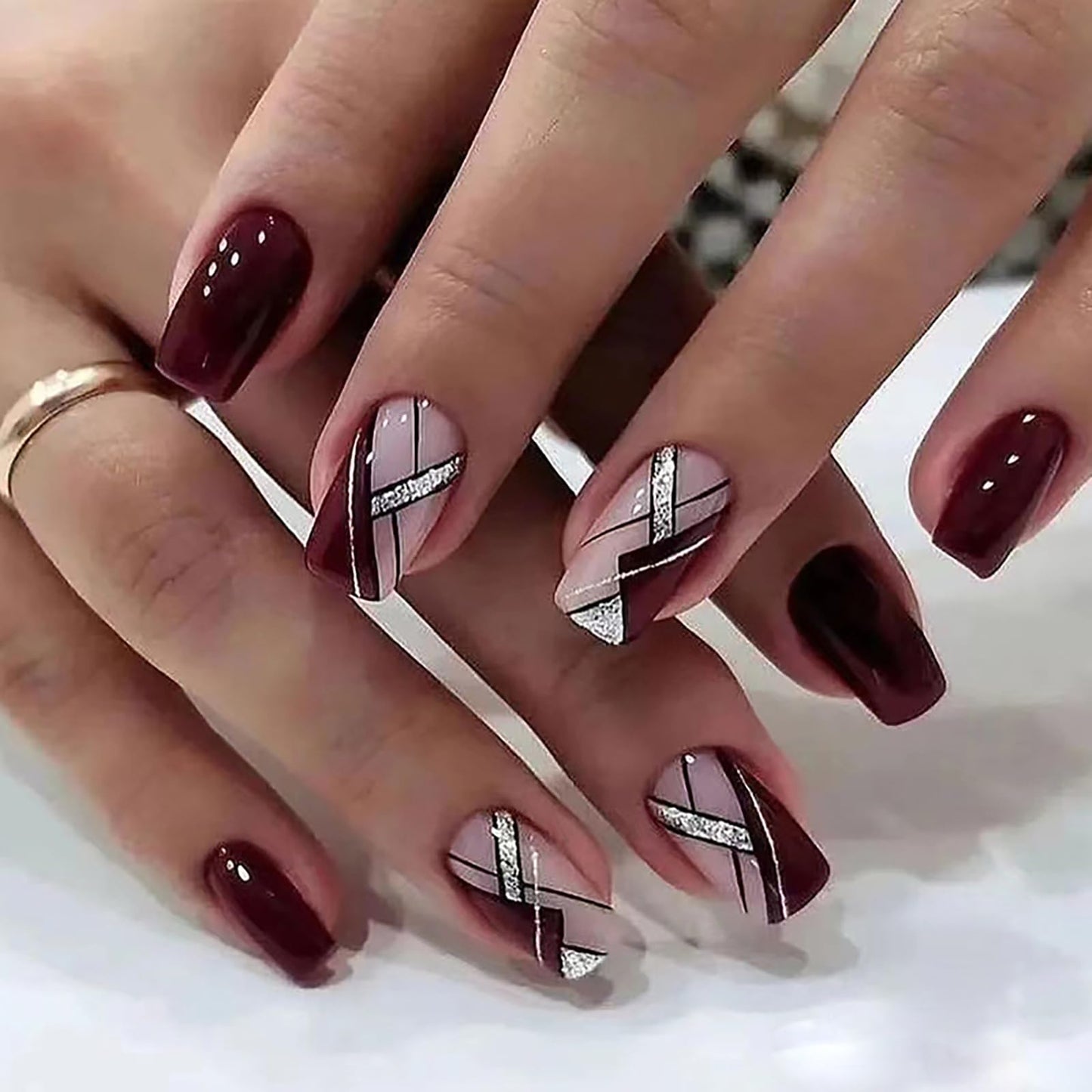 24Pcs Liquor Red Press on Nails Medium RTKHFZE Square False Nails with Glitter Line Designs Fake Nails Medium Length Full Cover Acrylic Nails Stick on Nail for Women Nail Decorations