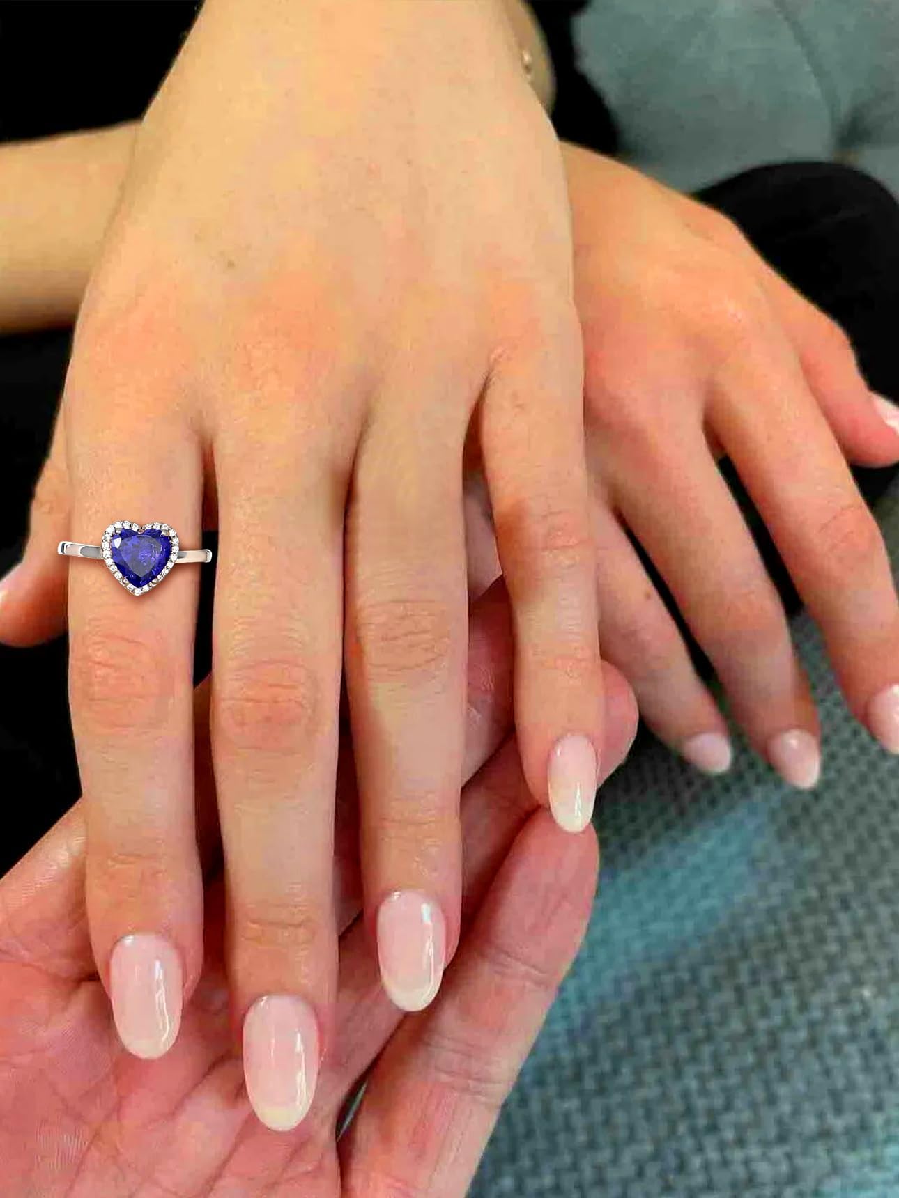 Bestyle Adorable September Sapphire Birthstone Rings 925 Sterling Silver CZ Heart Gemstone Rings Great Birthday Gift for Daughter/Wife/Mom/Grandma