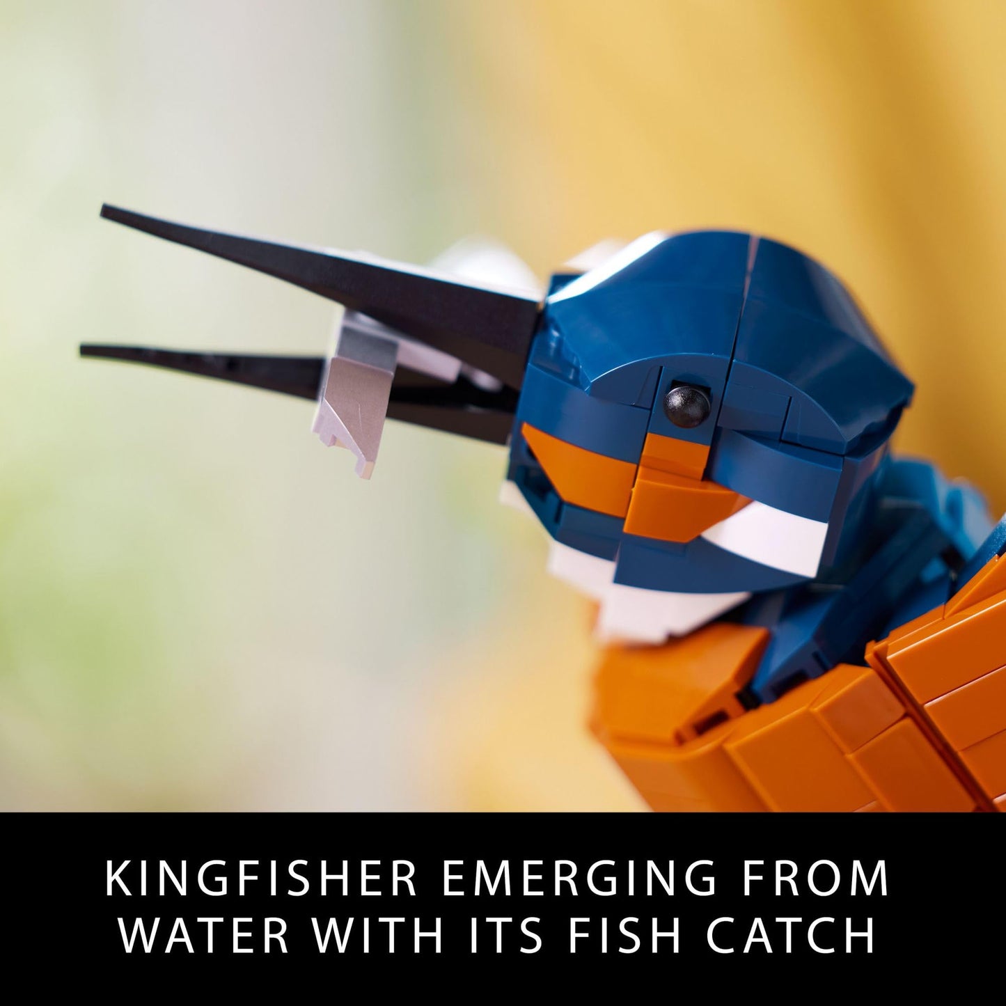 LEGO Icons Kingfisher Bird Model, Creative Set for Adults to Build and Display, Relaxing Project for Bird Lovers & Enthusiasts, Ideal Gift for Home and Office Décor, 10331