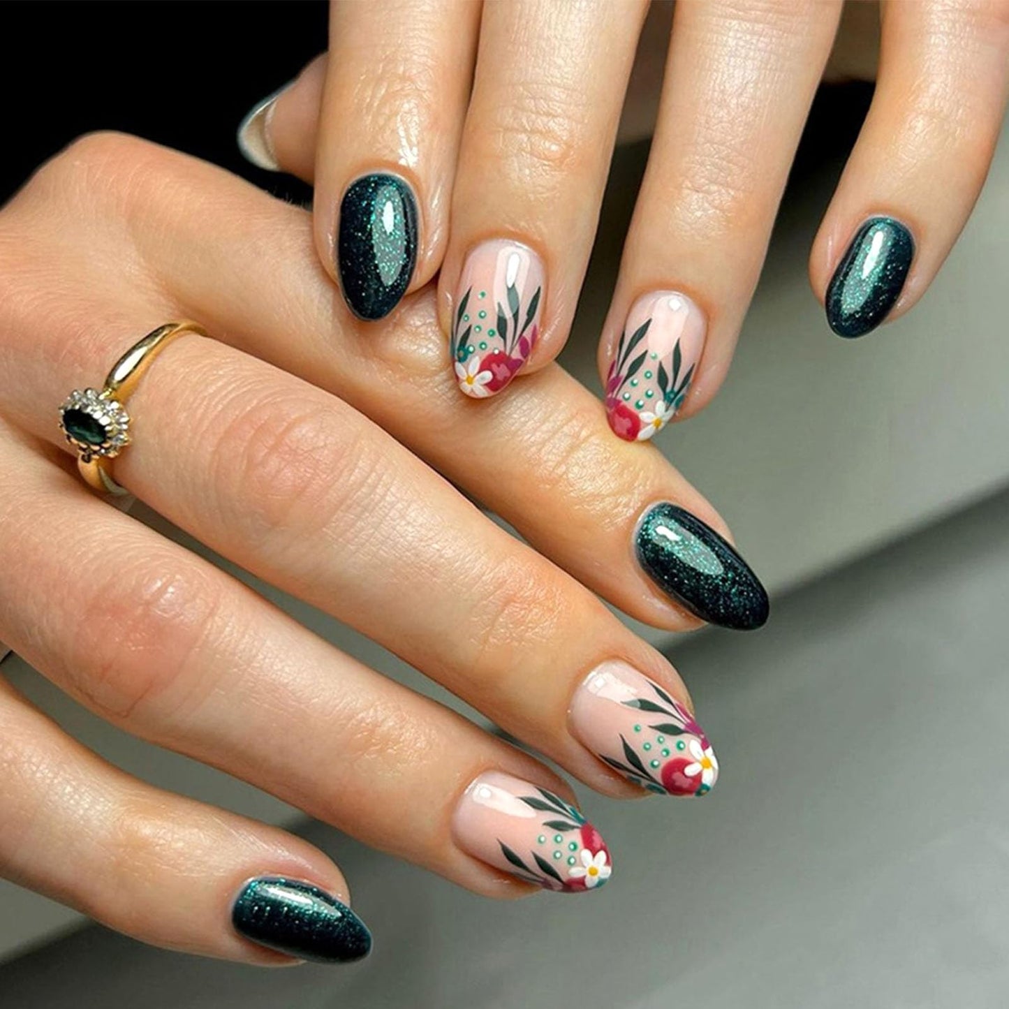 FOLONRAL Short Press on Nails Almond Fake Nails with Floral Patterns Designs Dark Green Glitter Acrylic Nails Nude Full Cover Glue on Nails Glossy Stick on Nails for Women 24 Pcs
