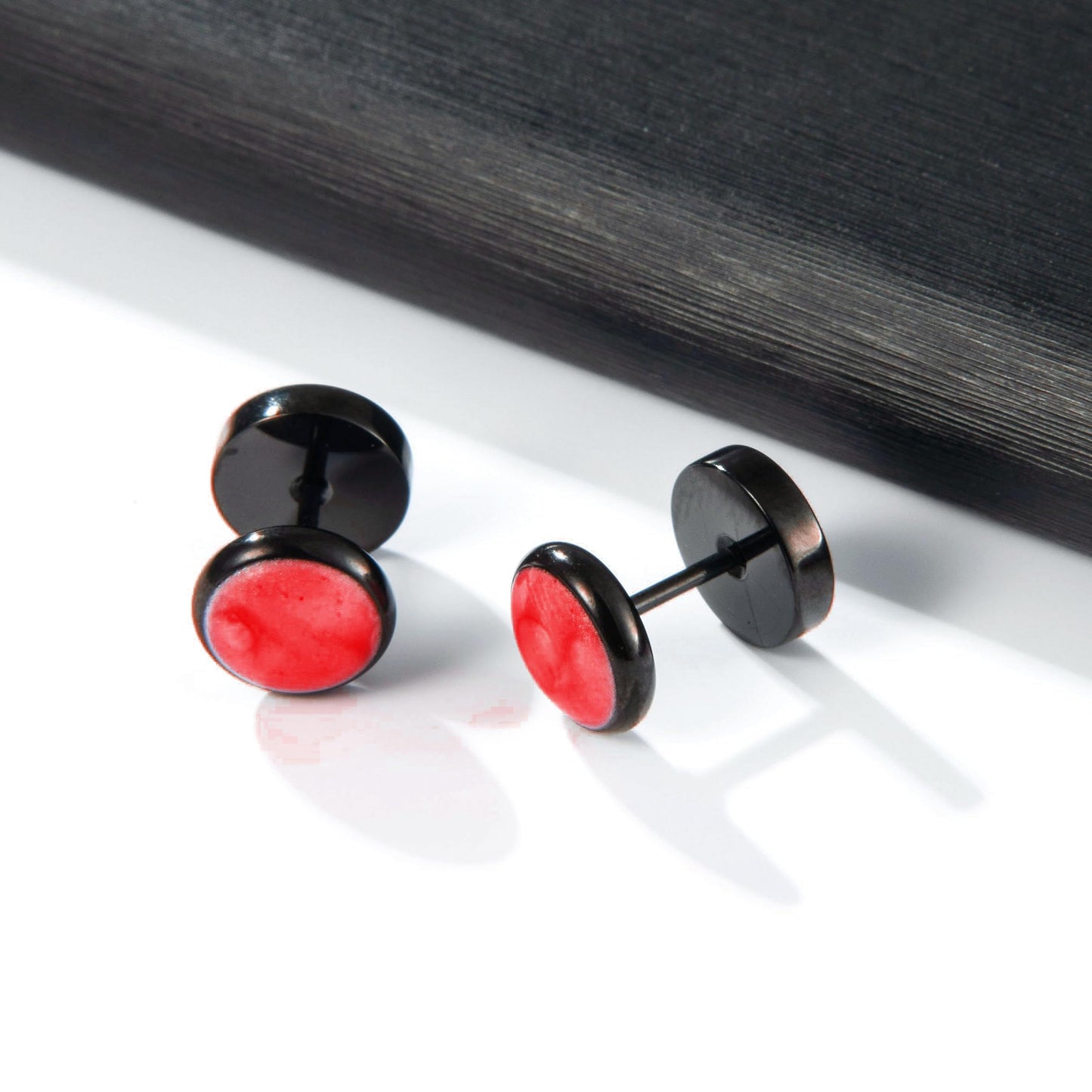Titanium Red Screw Flat Back Earrings Hypoallergenic for Sensitive Ears Barbell Black Gold Plated Surgical Stainlesss Steel Screw Back Earrings for Women Men Punk Helix Piercing Ear Studs