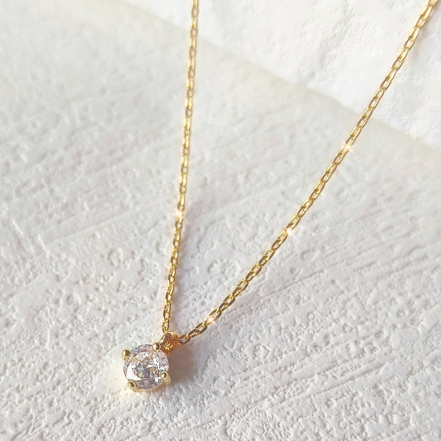 Zeffy Diamond Necklace Cubic Zirconia Necklaces Cute Tiny Gold Rhinestone Dainty Gold Necklace Jewelry Gifts for Women