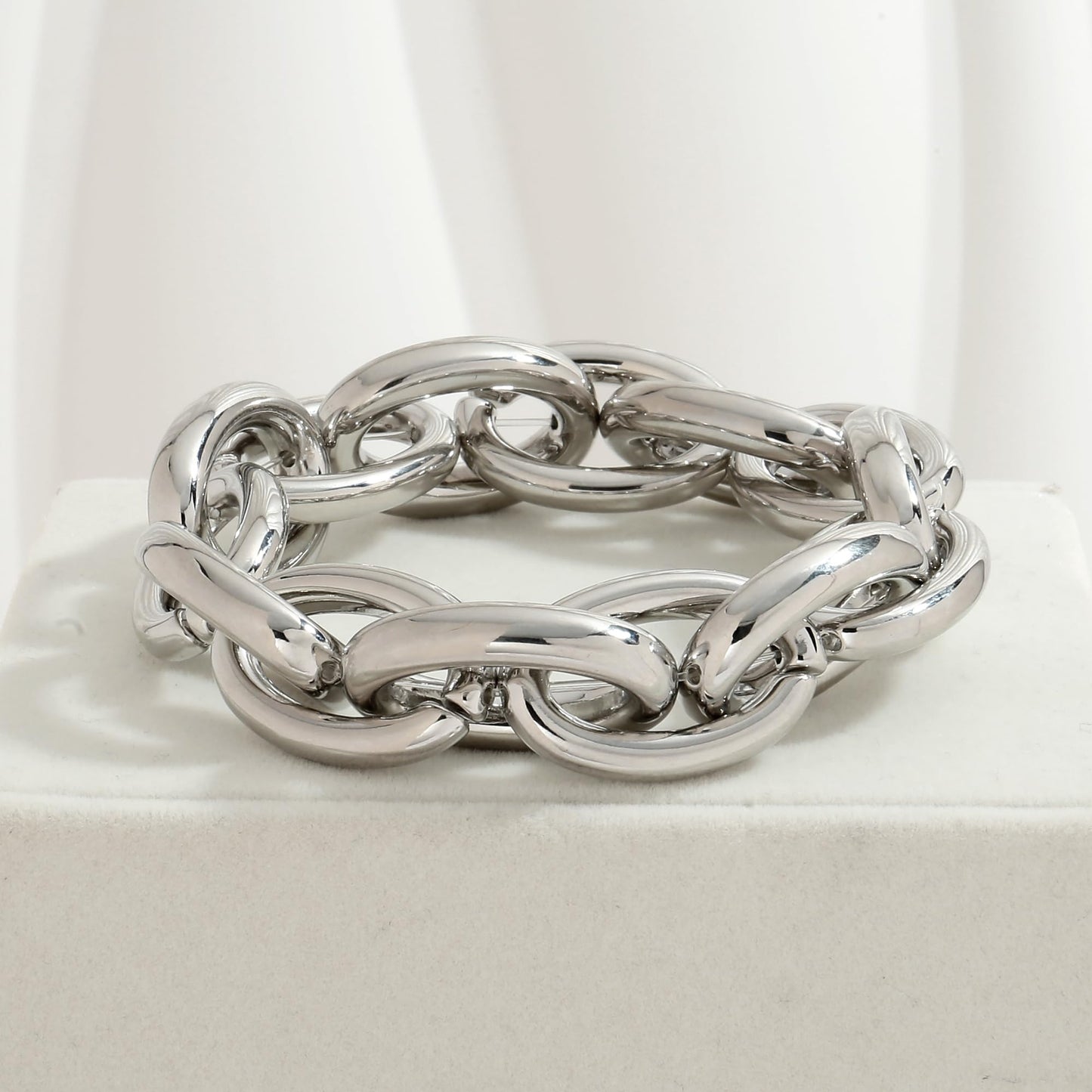 WOWORAMA Silver Chunky Bracelet for Women Thick Chunky Chain Bracelets Elastic Stretch Link Chain Bracelets Adjustable Silver Statement Bracelet