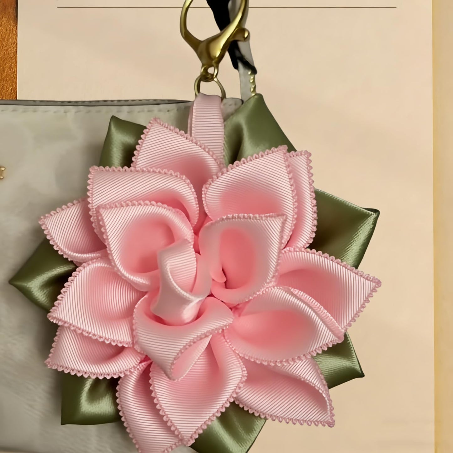 Pre-Cut Satin Ribbon Petals, 300 Pcs DIY Flower Making Supplies for Wedding Bouquets, Bridal Shower, Save Time & Boost Efficiency for Crafters, Beige