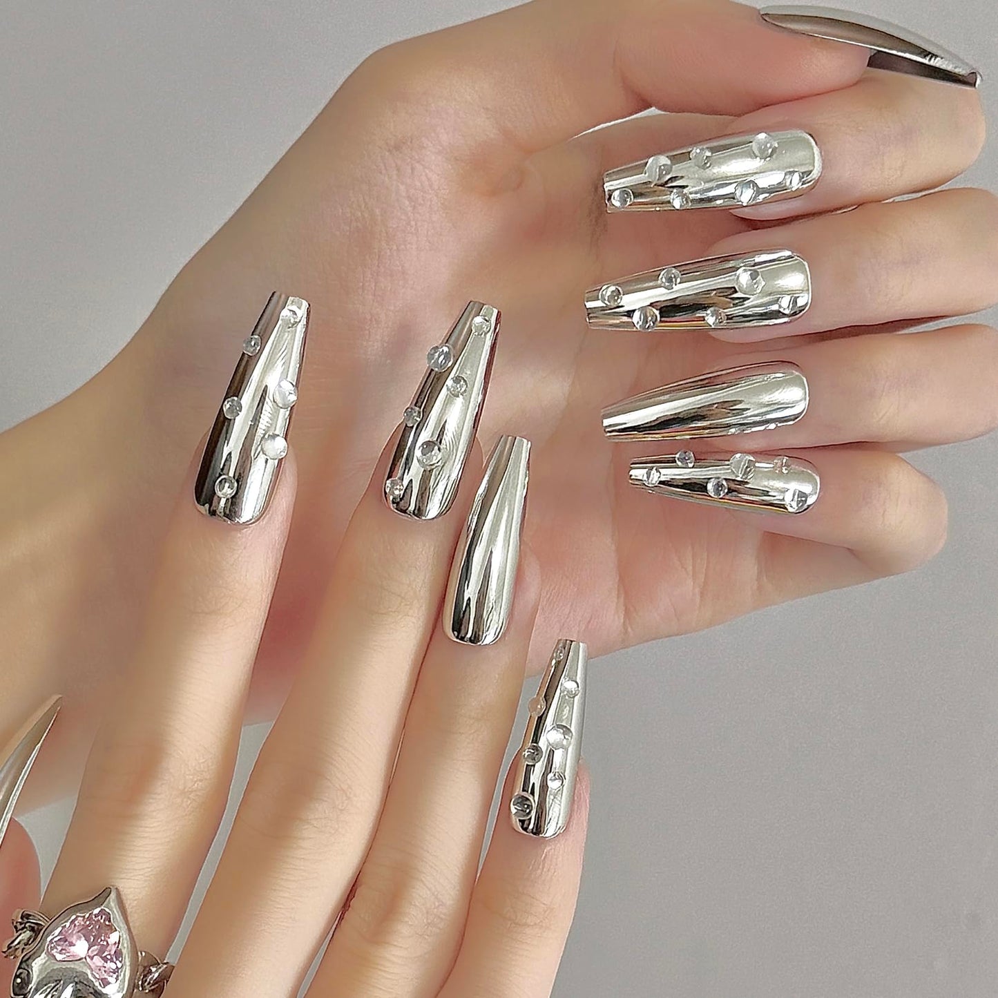 Mirror Silver Press on Nails, Metallic Chrome Fake Nails Coffin Medium Length, Holographic Acrylic Stick on Nails for Women - 24Pcs Reusable False Nails with Glue Party & Wedding