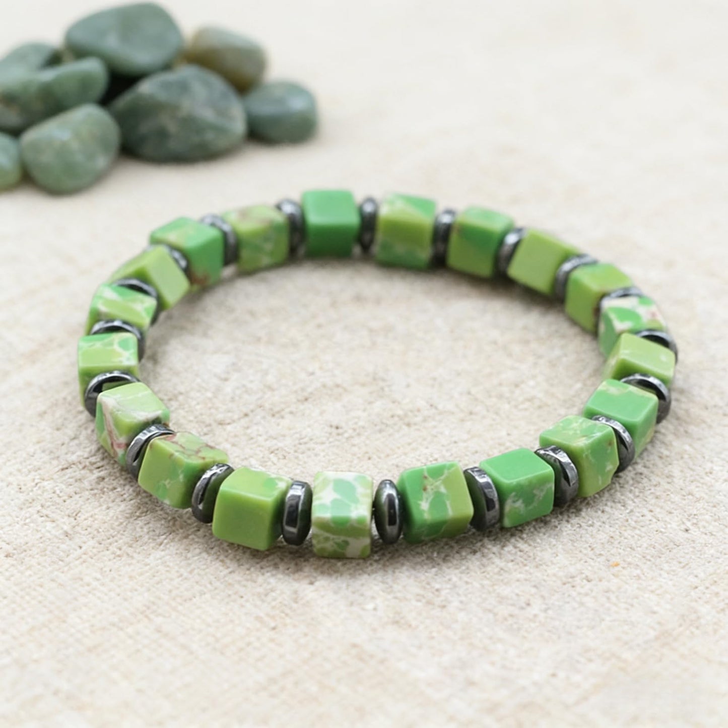 MQCEHTI Nature Stone Bracelet for Women, Boho Beaded Chakra Turquoise Jasper Handmade Stretch Healing Western Jewelry (Light Green)