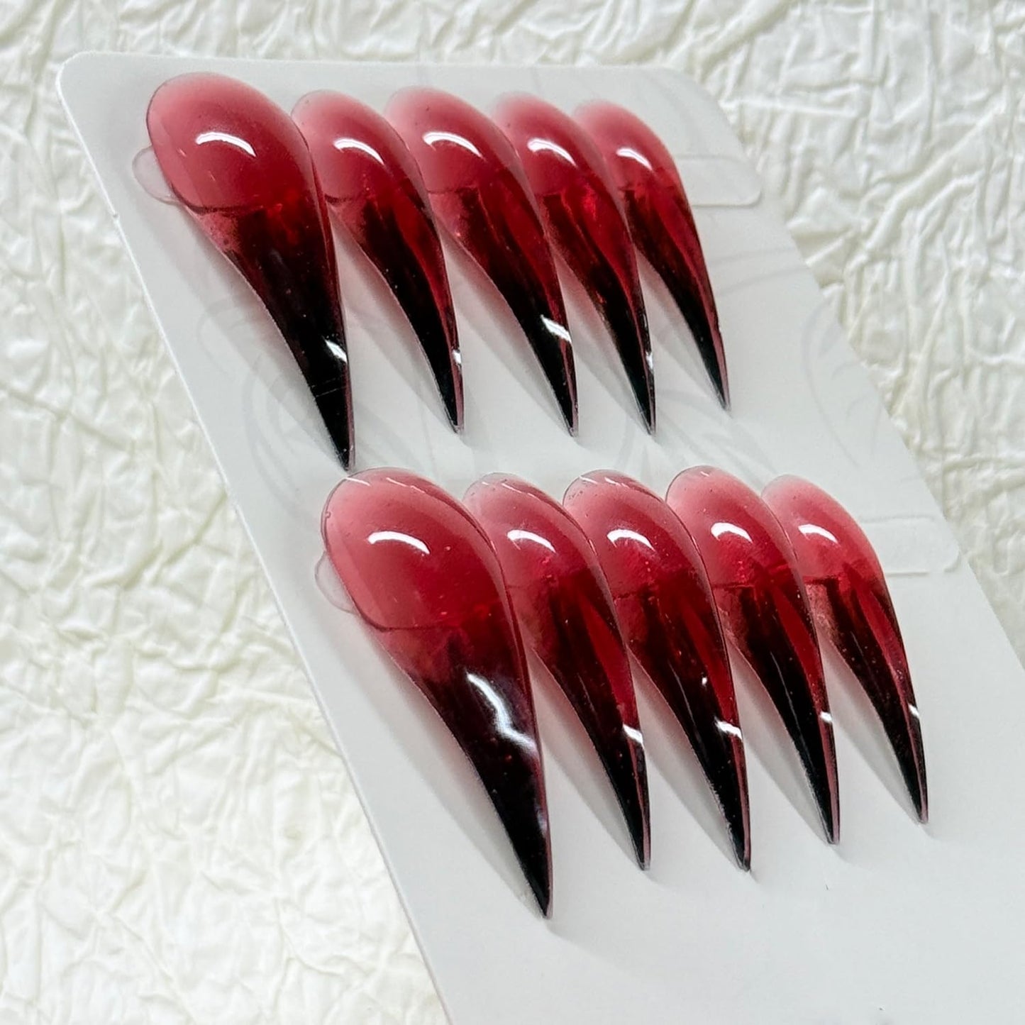 10 Pcs Halloween Press on Nails Handmade Bloody Black Red Gradient Fake Nails Full Cover Eagle Claw Design Long Curved Stiletto Thick Nails Press Ons Goth Nail for Women (Size M)