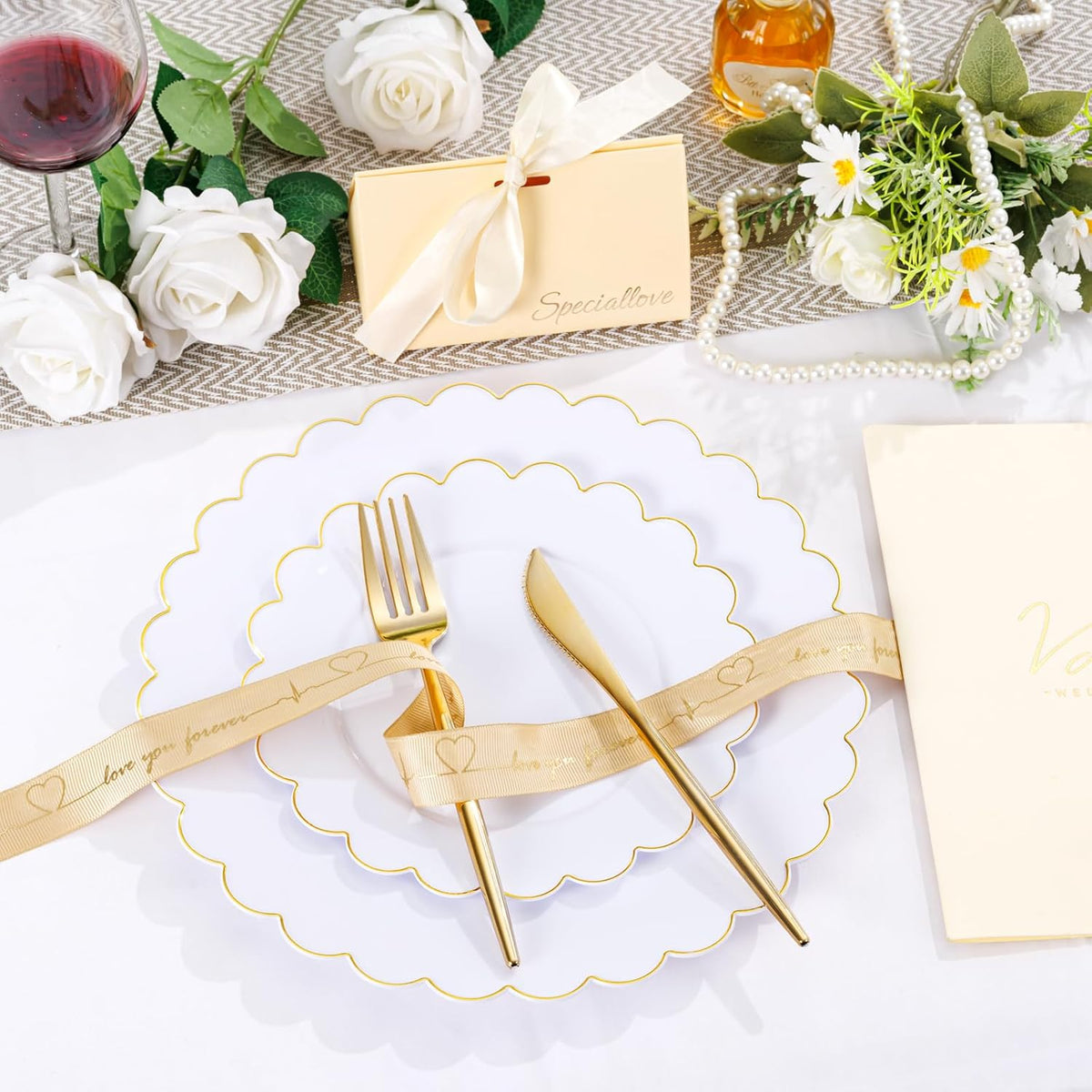 LIYH 60 Pcs White Scalloped Plastic Plates with Gold Rimmed - Gold Disposable Plastic Combo Plates Heavyduty Includes 30 Dessert Plate and 30 Dinner Plate Dishes Tableware for Birthday Party Wedding