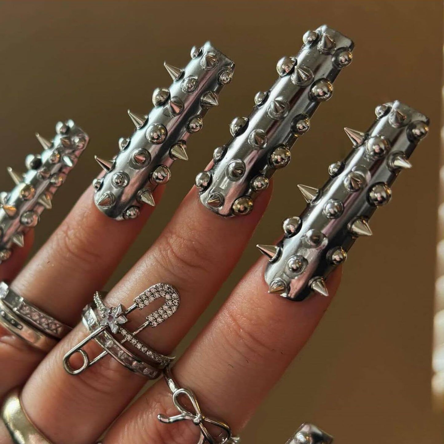 IMRAIN Press on Nails Long Square Fake Nails Metal Silver Acrylic False Nails with Rivets Design Chrome Gothic Full Cover Y2K DIY Nail Supplies Stick on Nails for Women Manicure