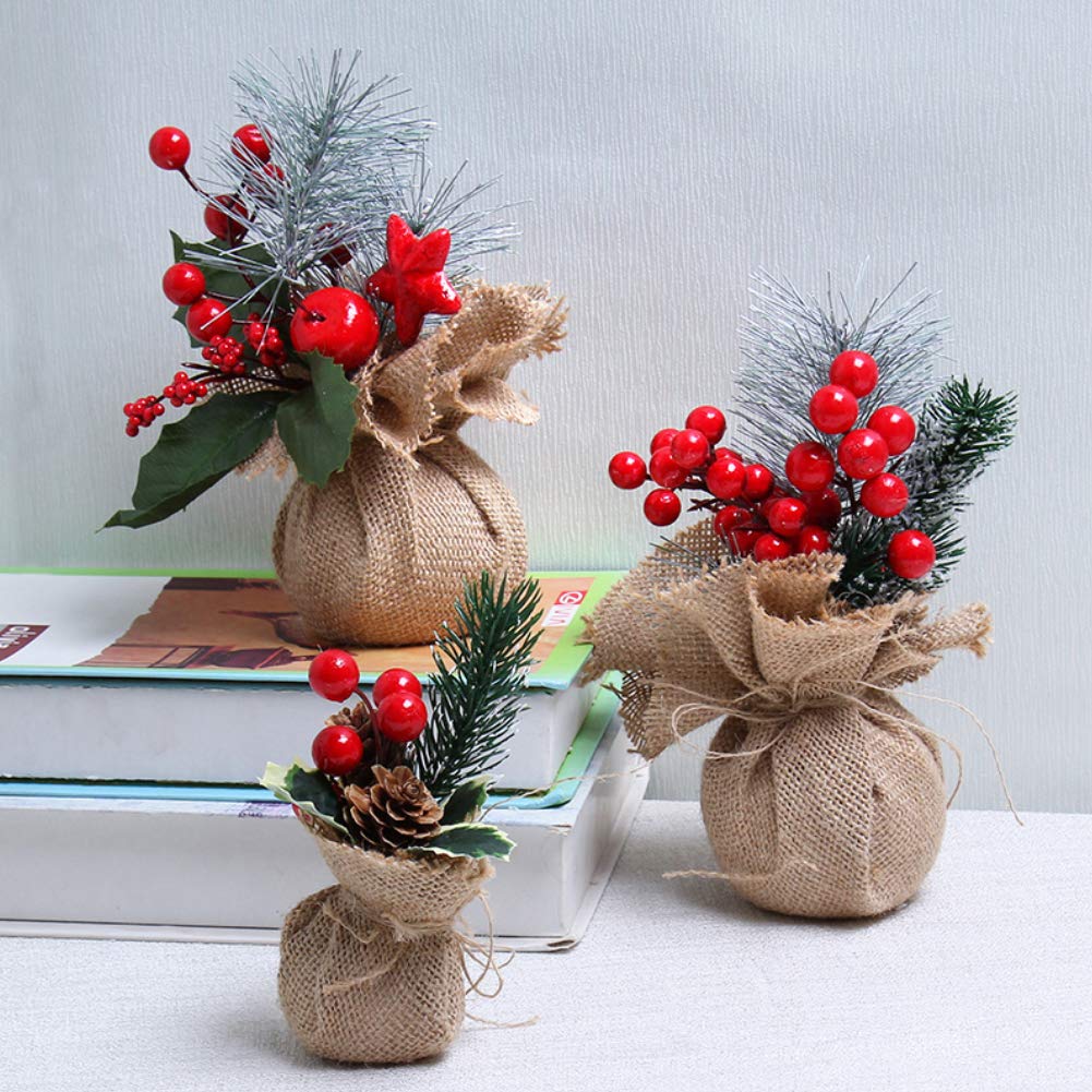 SallyFashion Artificial Red Berries on Wire Stems - 200 Stems with 400 Holly Berries for Christmas Tree, Wreaths, and Crafts