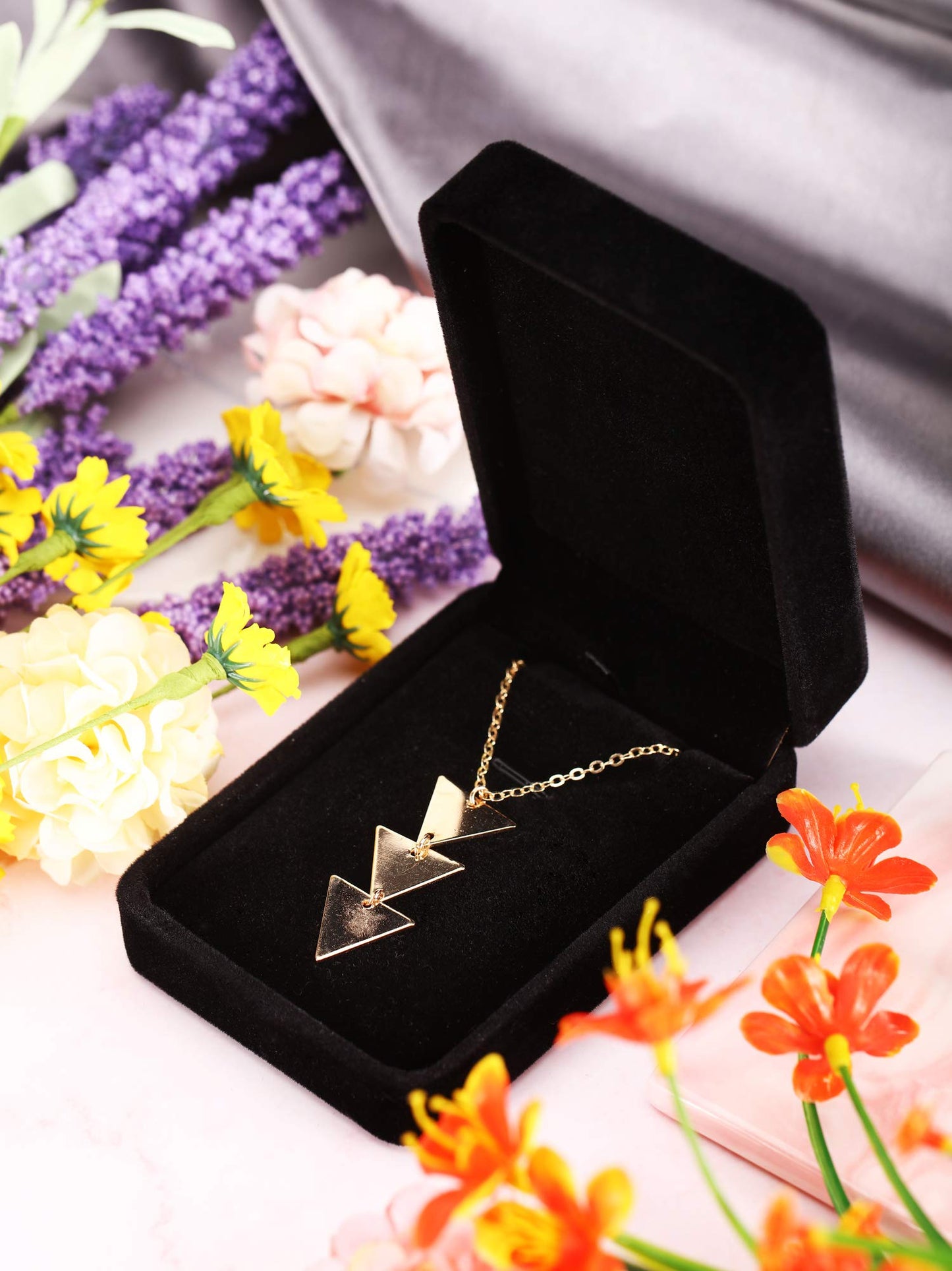 Hicarer 12 Pieces Velvet Necklace Pendant Gift Box Black Jewelry Necklace Pendant Storage Display Case for Proposal Engagement Wedding Birthday