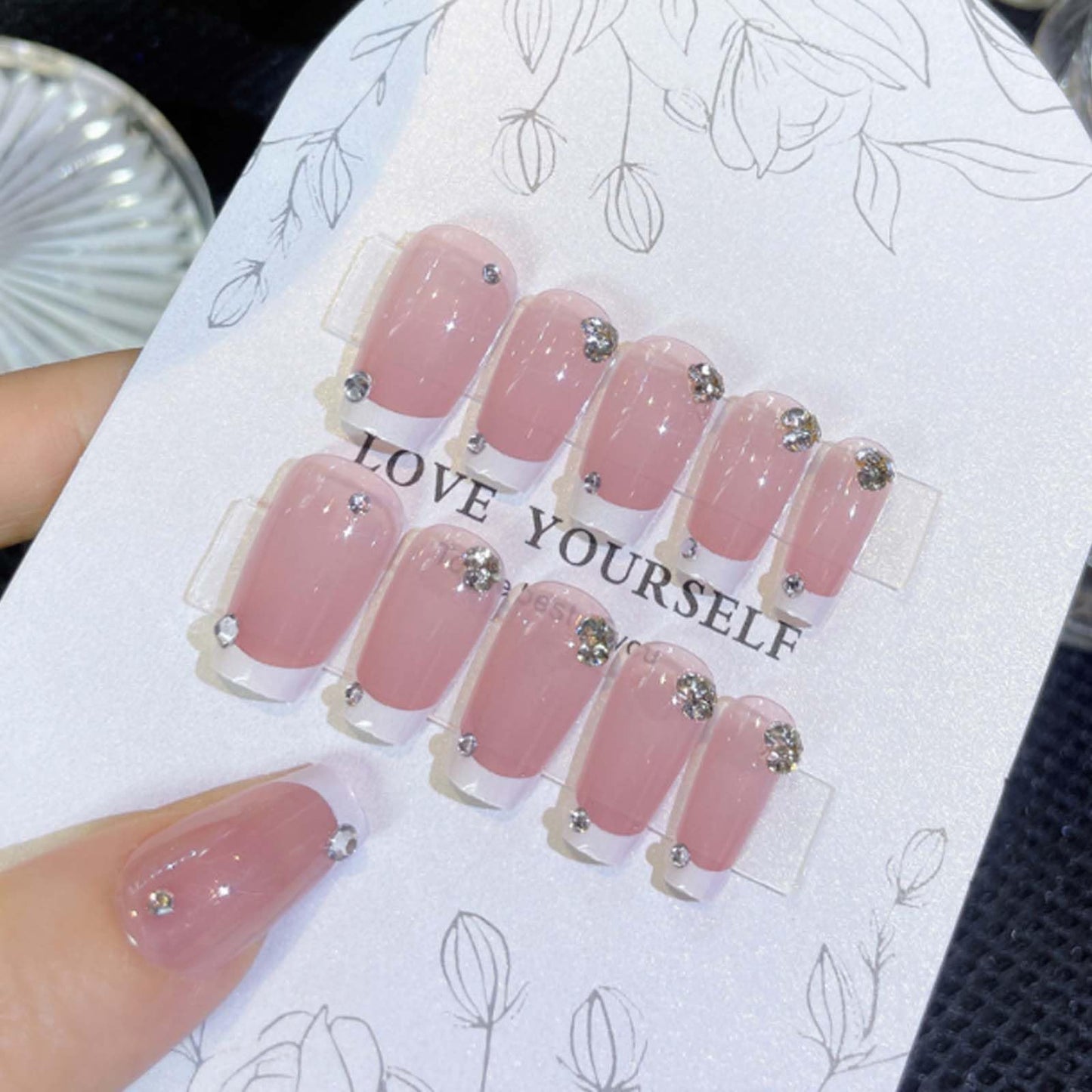 Hkanlre 3D Press on Nails Medium Fake Coffin Nails Tips Full Cover Luxury False Nails for Women and Girls 24PCS