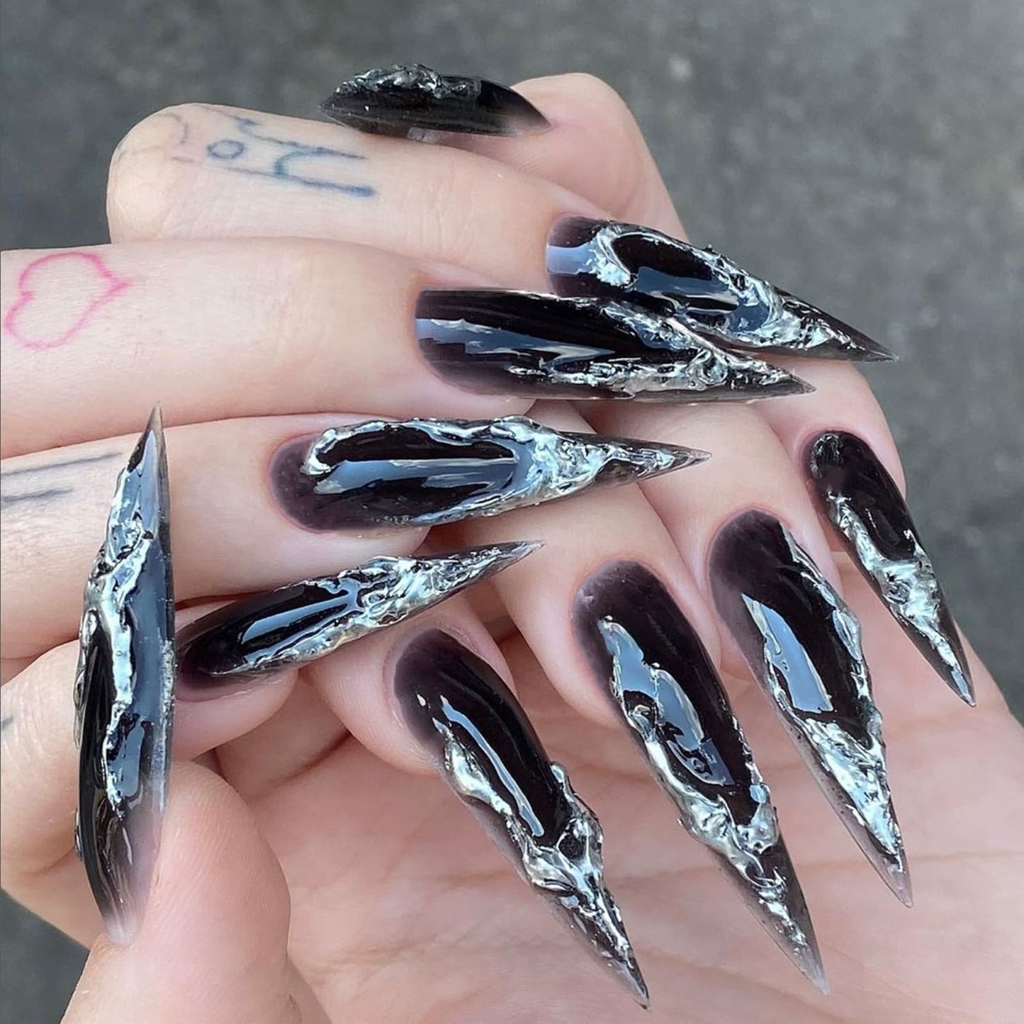 IMSOHOT Press on Nails – 3D Silver Edge, Long Stiletto Fake Nails Black Ombre Glossy Full Cover Reusable Acrylic Glue on Nails Y2K Goth Gel False Nails