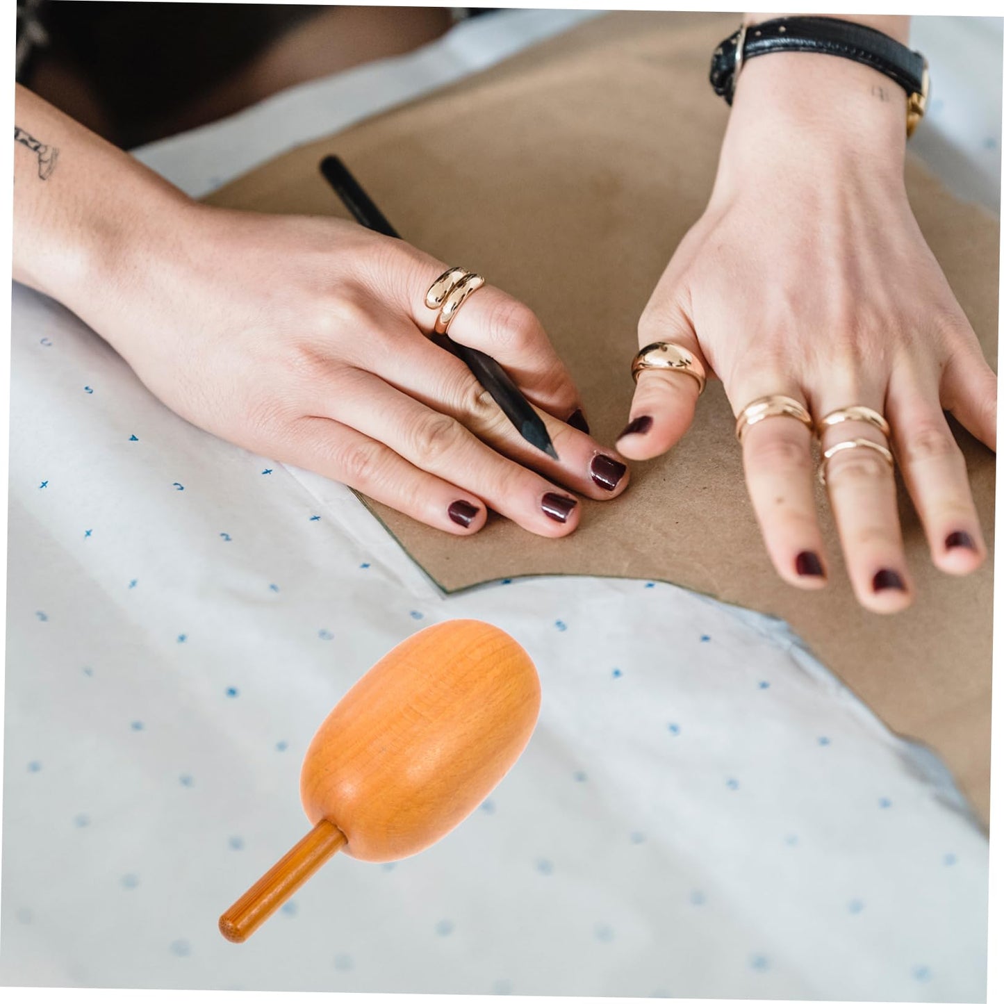 ARTIBETTER 1set Portable Sewing Kit for Quick Repairs and Convenient Household Sewing Tools for Daily Use and Travel Includes Essential Accessories for Clothing and Crafting
