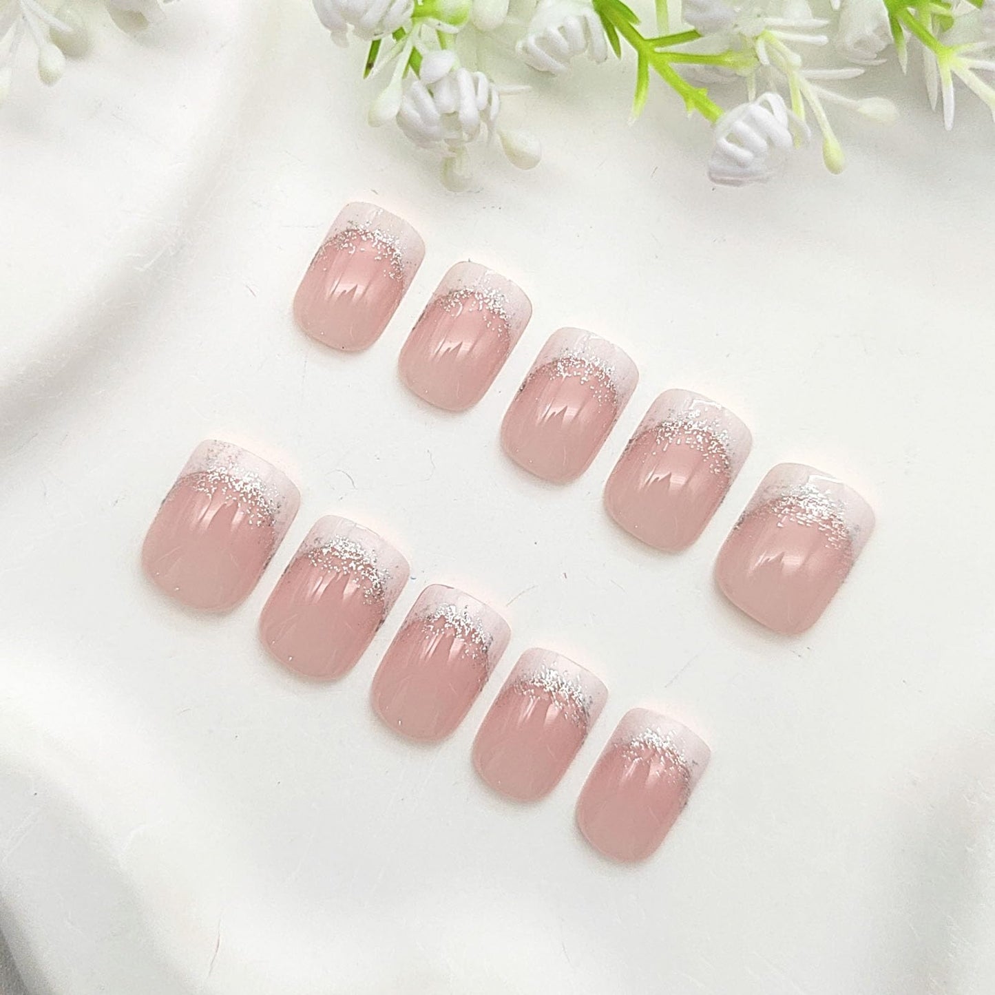 French Tip Press on Nails Short Square Fake Nails with Glitter Designs Nails Press ons Nude White Glue on Nails Glossy Artificial Nails Natural Acrylic Nails Simple Stick on Nails for Women 24Pcs