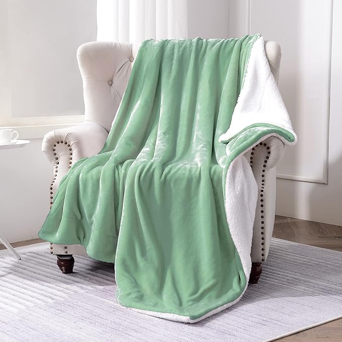 SOCHOW Sherpa Fleece Throw Blanket, Double-Sided Super Soft Luxurious Plush Blanket Throw Size, Celadon, 50x60 inches