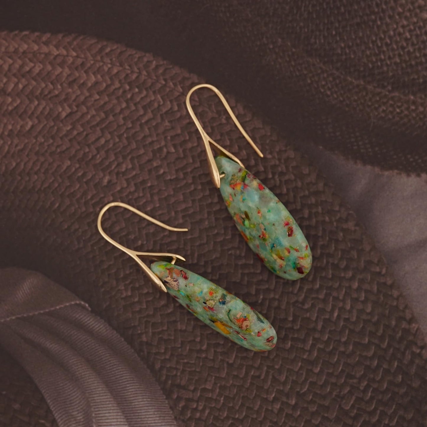 Sriomu Natural Healing Stone Fishhoop Dangle Drop Earrings Statement Gold silver earrings
