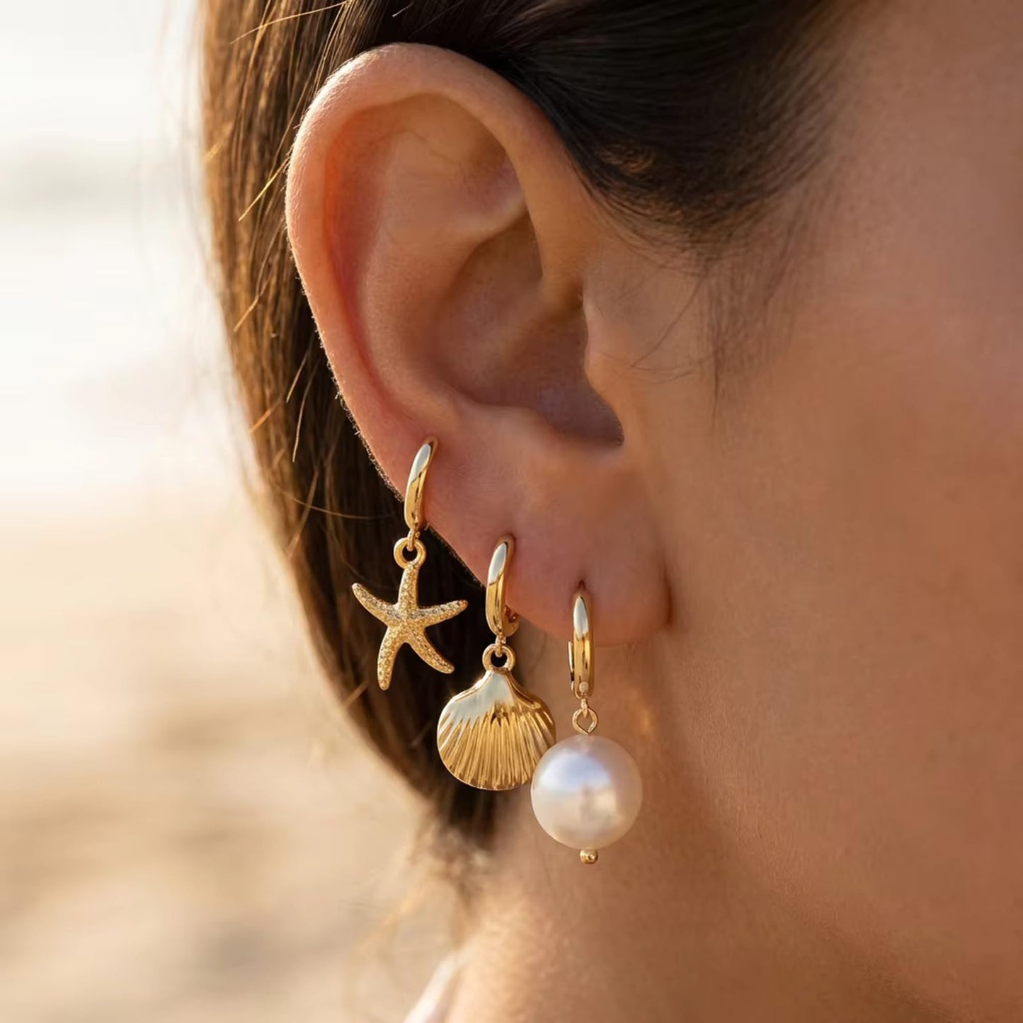 ZYIJUNY 4 Pairs Huggie Hoop Beachy Earrings Set for Women, 14K Gold Plated Ocean Elements Hoop Dangle Drop Earring - Shell/Starfish/Conch/Pearl Earrings- Minimalist Summer Beach Jewelry Gift