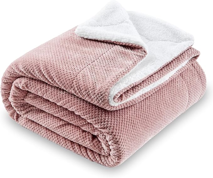 SOCHOW Waffle Sherpa Fleece Throw Blanket, Super Soft Fuzzy Warm, Lightweight Fluffy Reversible Plush Blanket for Bed Sofa Couch, 60 x 80 Inches Dusty Pink