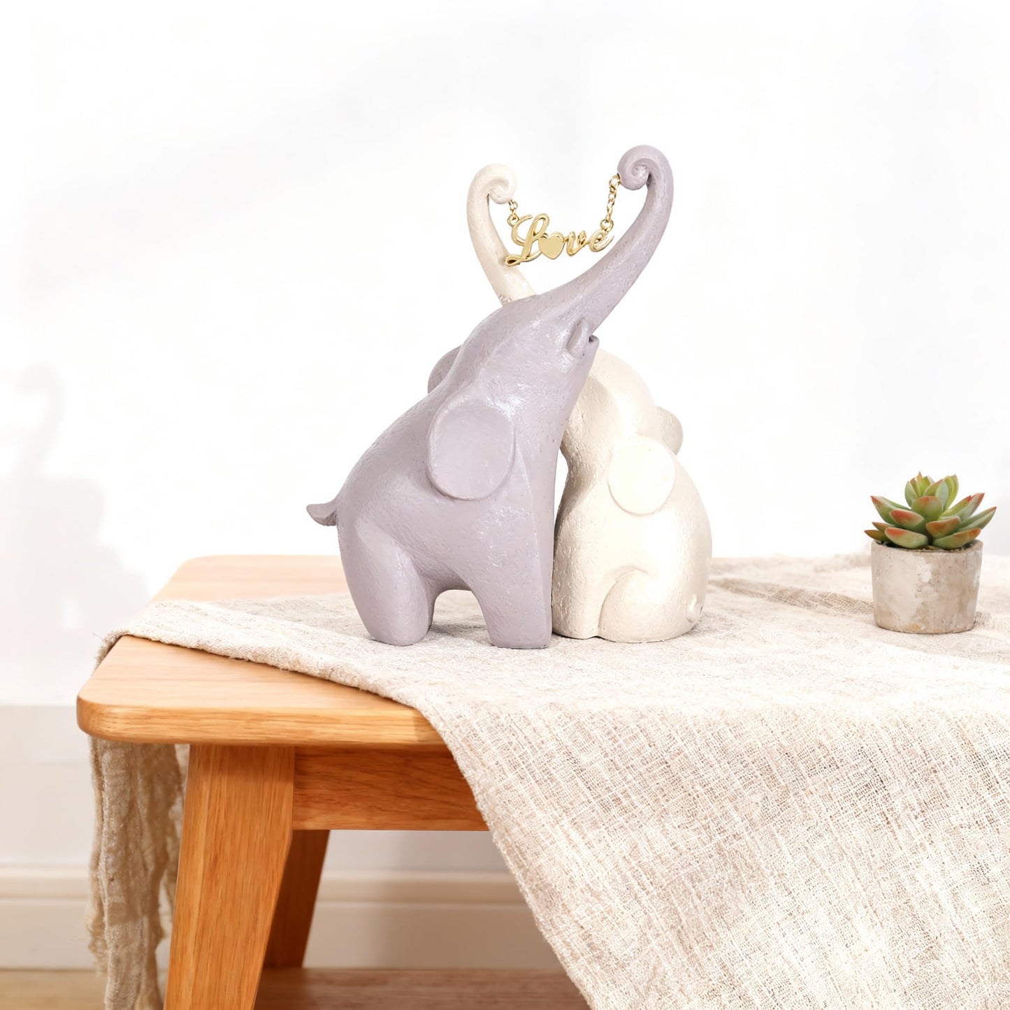 DOVDOV Gray Couple Elephant Statue, Modern Art Love Elephant Decor, Heart-Shaped Elephant Sculpture Suitable for Living Room, Bedroom, Office, Bookshelf, and Tabletop Decoration.(D)