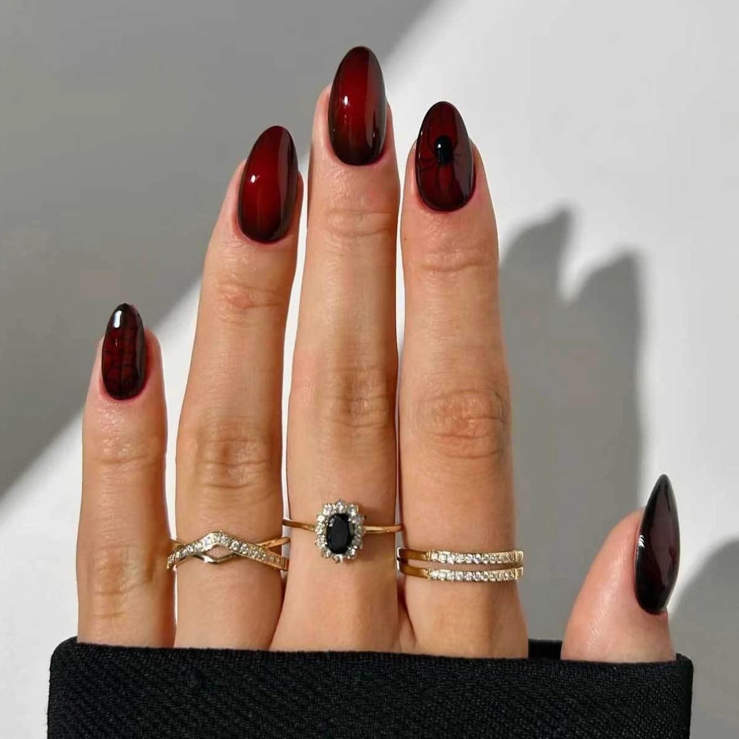 MISUD Press on Nails - Medium Almond Fake Nails with Goth Red Black, Acrylic Gothic Vampire Design 24 pcs
