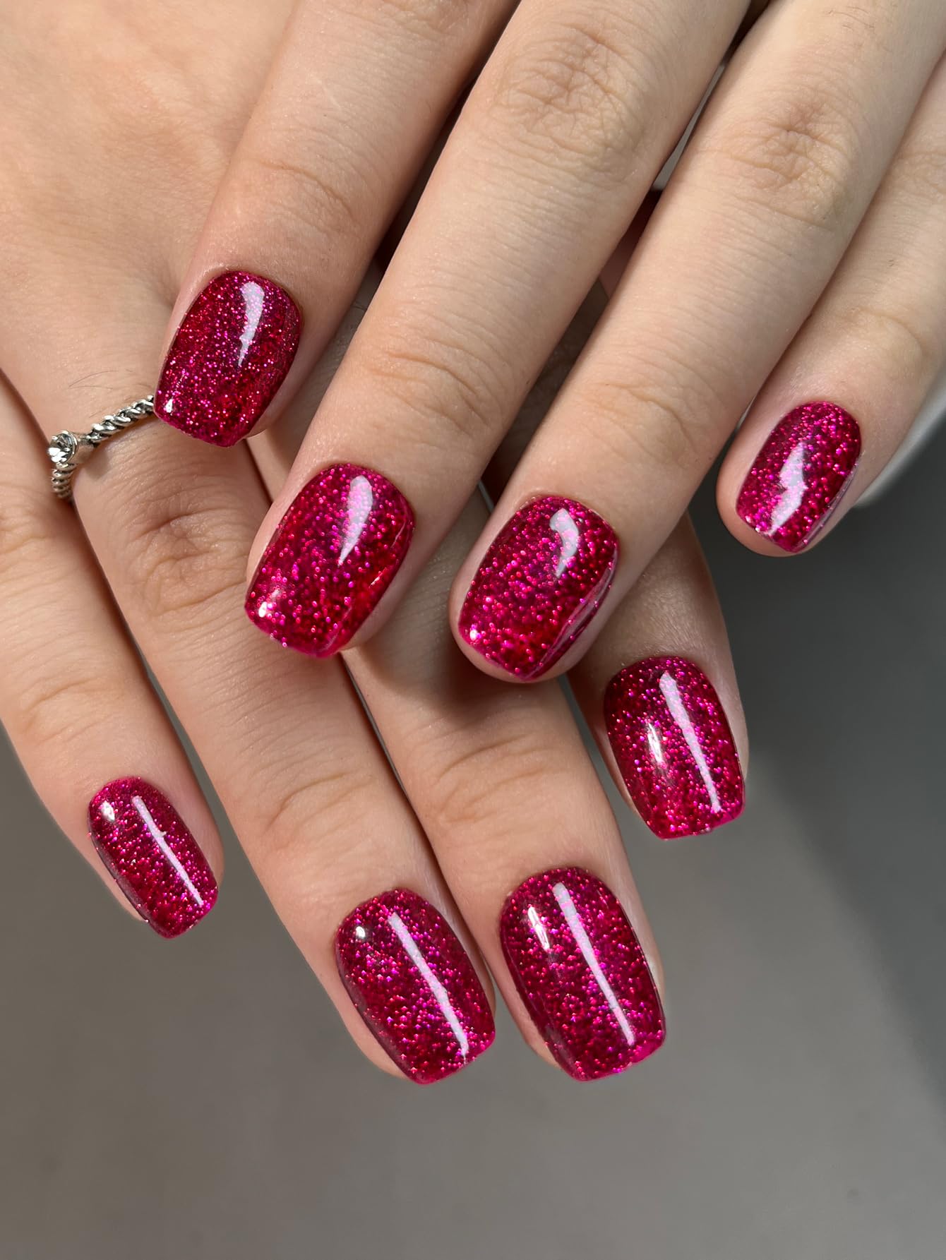 Hrnsnails Medium Square Press On Nails, Glue On Nails Medium Length Fake Nails with Red Glitter Glossy Designs, Nails Press Ons Gel False Nails, Artificial Nails Stick On Nails for Women