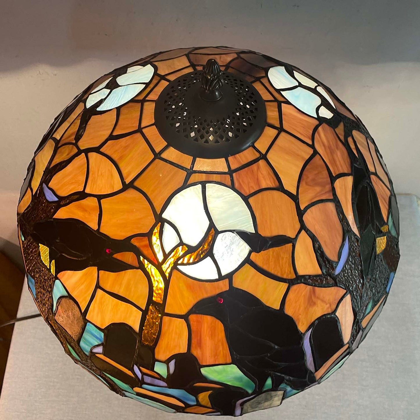 Bieye L10987 Ravens in Spooky Cemetery Tiffany-Style Stained Glass Table Lamp with Coffin Base Night Light - Gothic Graveyard Scene (Dark Orange, 16Wx26H inch)