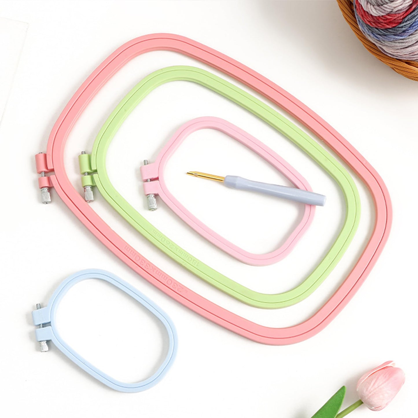 Huacan 4 Pcs Embroidery Hoop - Square Cross Stitch Hoop Set ABS Plastic Embroidery Hoops for Art Craft Sewing Tools Embroidery Ring for Sewing Needlework