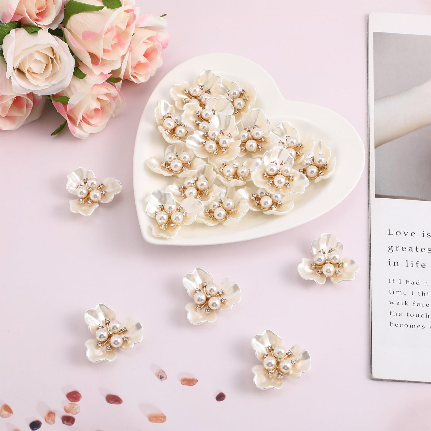 20Pcs Rhinestone Pearl Embellishments Faux Pearl Flower Buttons Embellishments Pearl Brooch Flatback Buttons for Wedding Home Decoration