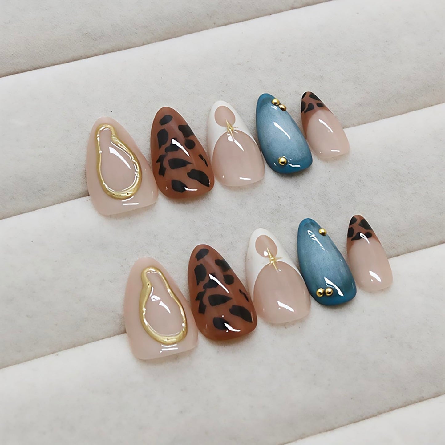 24Pcs Medium Almond Press on Nails French Tip Fake Nails with Brown Leopard Gold Line Design Glossy Reusable False Nail Artificial Acrylic Nails Press ons Holiday Stick on Nails for Women DIY Manicure