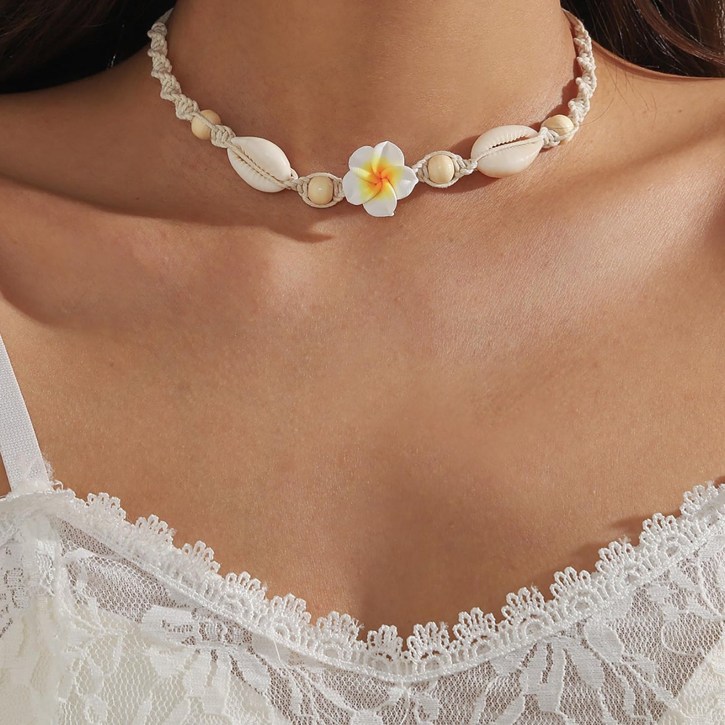 Nackiy Handmade Sea Shell Necklace Choker For Women Summer Adjustable Natural Shell Collar Necklace (White Flower)