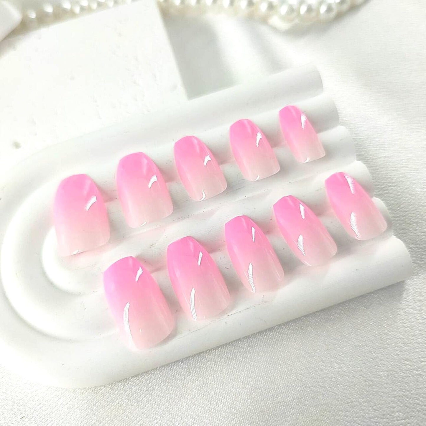 Short Press on Nails Coffin Fake Nails with Gardient Designs Pink Nails Press ons Glossy Glue on Nails Full Cover Acrylic Nails Cute False Nails Artificial Stick on Nails for Women 24Pcs